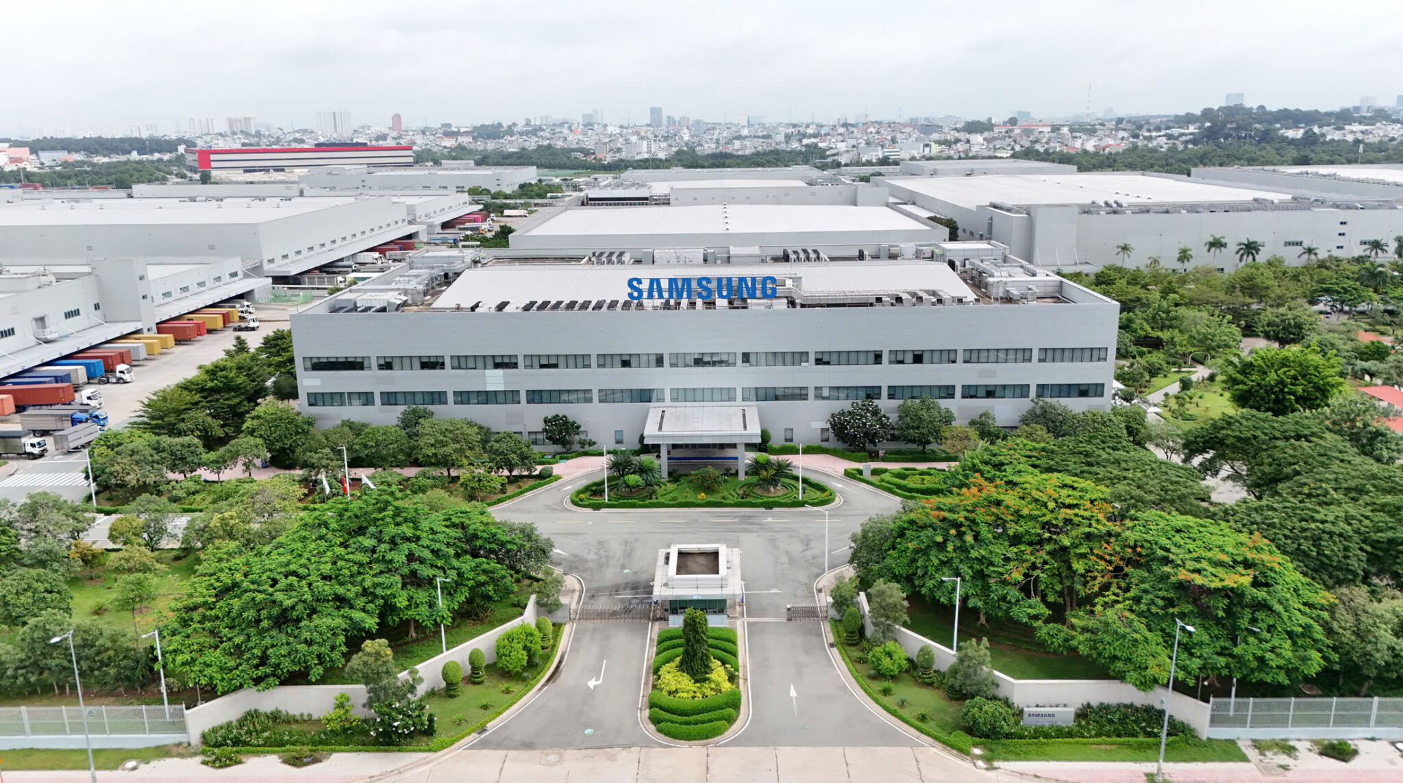 Ba thập kỷ dẫn đầu đổi mới, kiến tạo chuẩn mực giải trí với TV Samsung