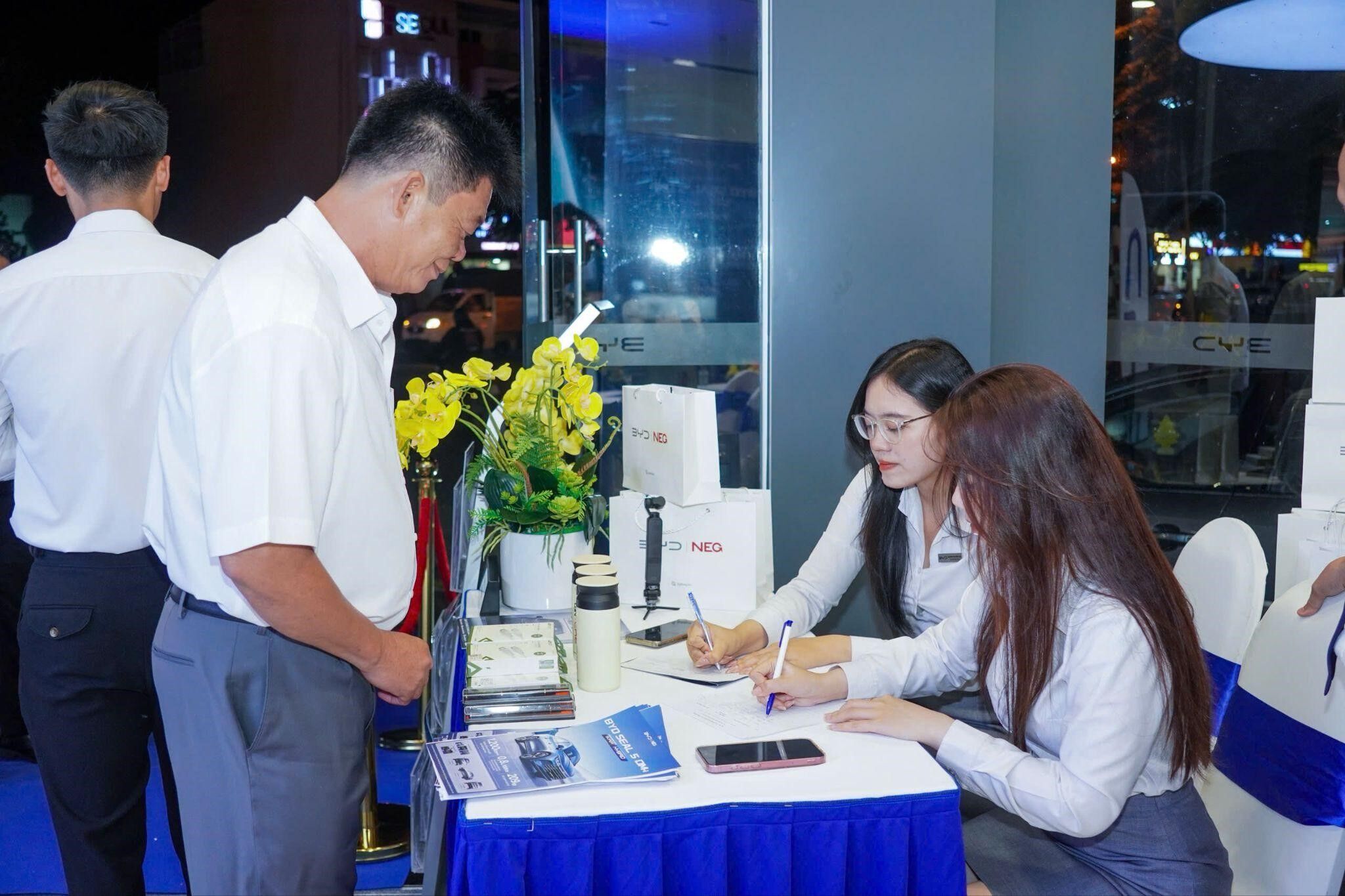 BYD NEG Kiên Giang mở bán BYD Seal 5: Lan tỏa xu hướng xe hybrid miền Tây