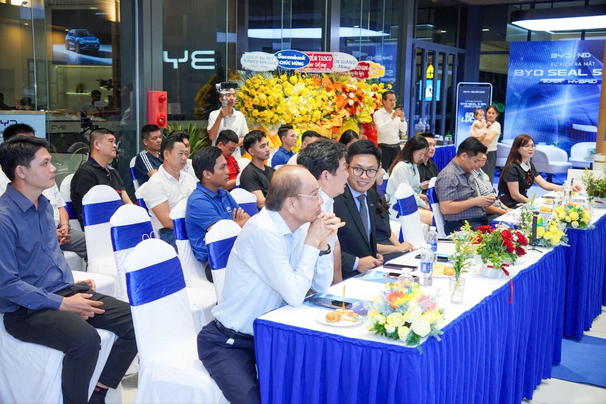 BYD NEG Kiên Giang mở bán BYD Seal 5: Lan tỏa xu hướng xe hybrid miền Tây