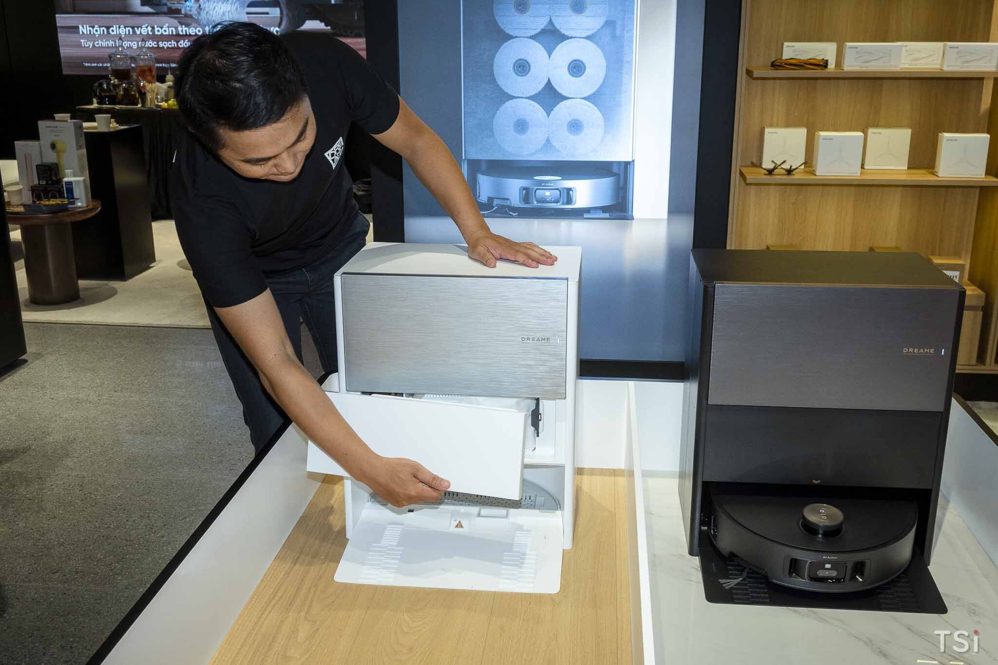 Bộ đôi robot hút bụi lau nhà Dreame L10s Ultra Gen 3 và Aqua10 Roller Bộ đôi robot hút bụi lau nhà Dreame L10s Ultra Gen 3 và Aqua10 Roller