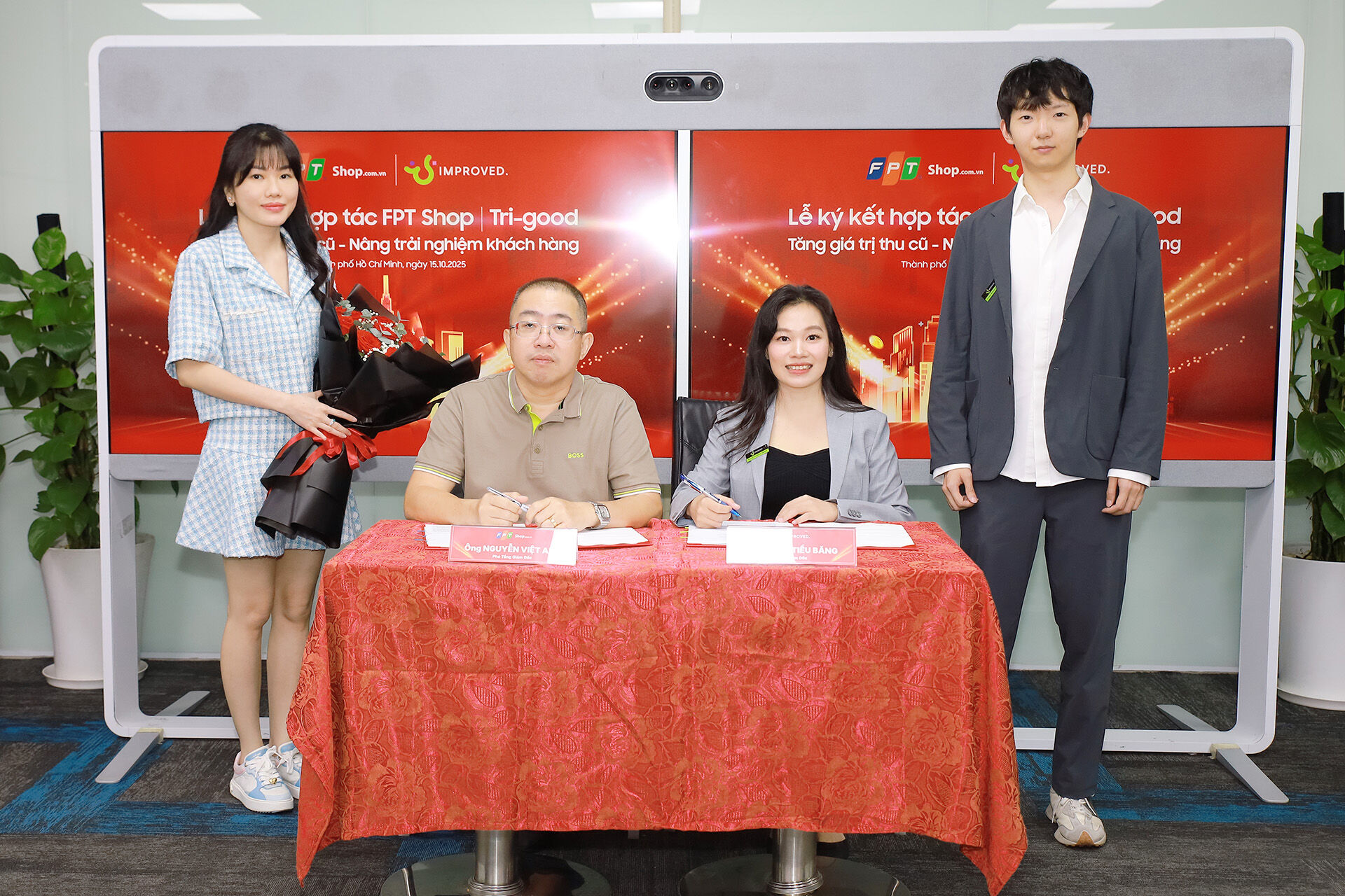 FPT Shop hợp tác chiến lược cùng TriGood tăng giá trị thu cũ, nâng trải nghiệm người dùng FPT Shop hợp tác chiến lược cùng TriGood tăng giá trị thu cũ, nâng trải nghiệm người dùng