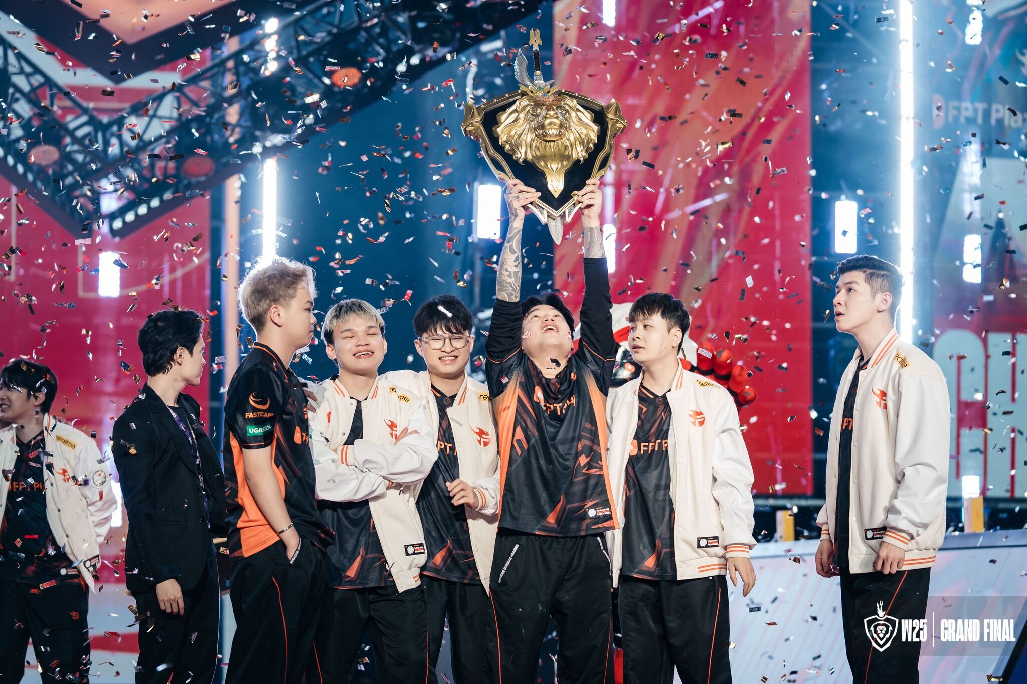 Chiến thắng vang dội của FPT x Flash tại ĐTDV Mùa Đông 2025 Chiến thắng vang dội của FPT x Flash tại ĐTDV Mùa Đông 2025