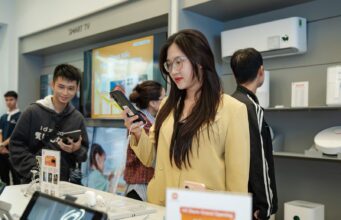 Mi Store by ShopDunk+ lần đầu ra mắt tại Hà Nội Mi Store by ShopDunk+ lần đầu ra mắt tại Hà Nội