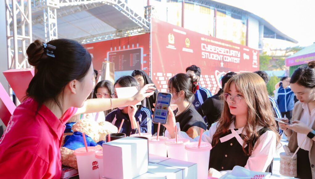 momo-nang-cao-nhan-thuc-an-ninh-mang-2