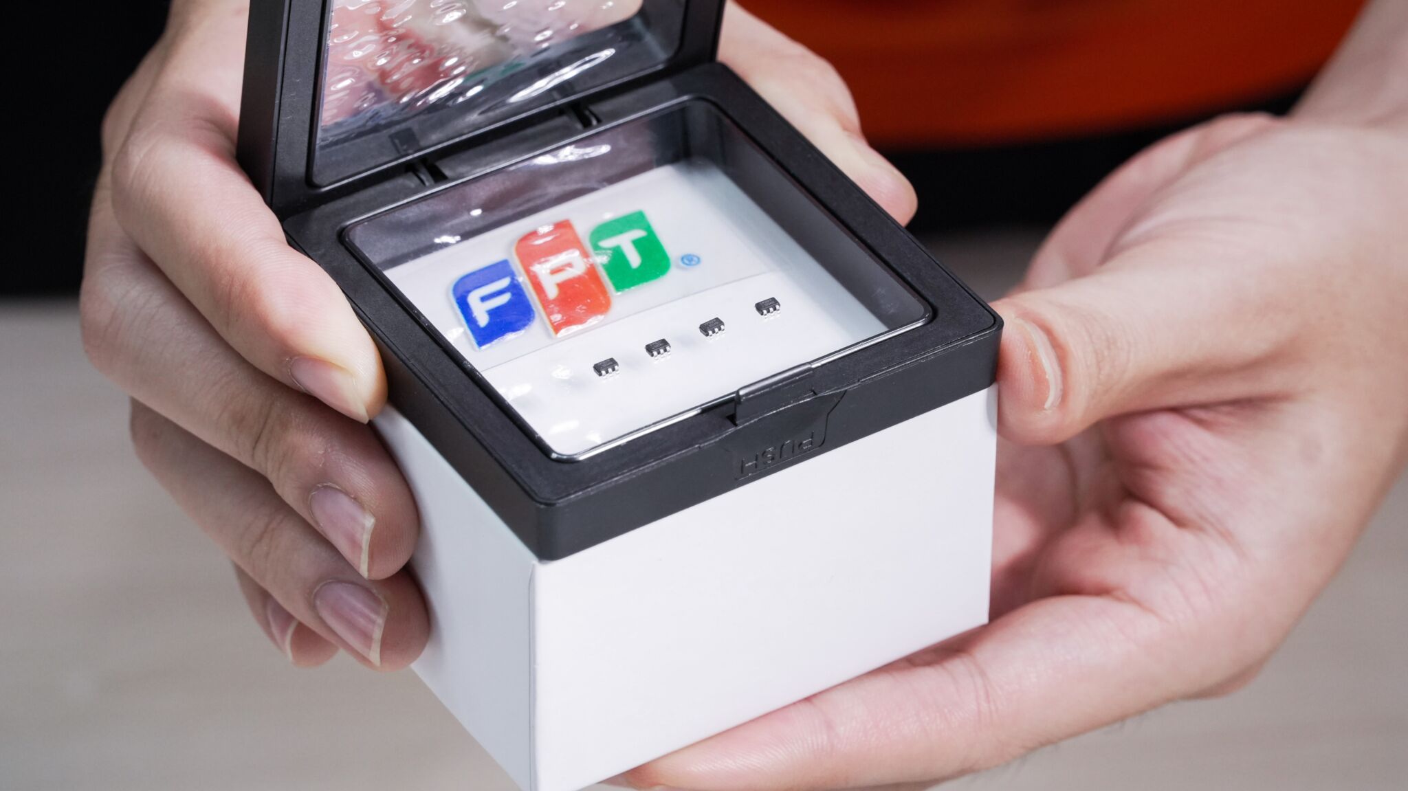 FPT xuất khẩu lô chip thương mại đầu tiên sang công ty điện tử hàng đầu Nhật Bản