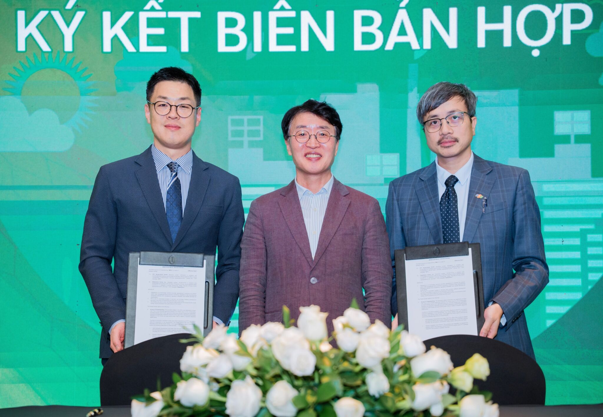 FPT “bắt tay” công ty hàng đầu về giải pháp số hóa và quản lý dữ liệu nhà máy đẩy mạnh chuyển đổi số ngành sản xuất toàn cầu FPT “bắt tay” công ty hàng đầu về giải pháp số hóa và quản lý dữ liệu nhà máy đẩy mạnh chuyển đổi số ngành sản xuất toàn cầu