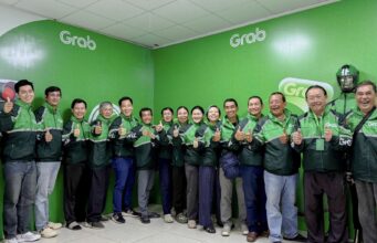 Grab tặng hơn 40.000 đồng phục mới cho đối tác tài xế
