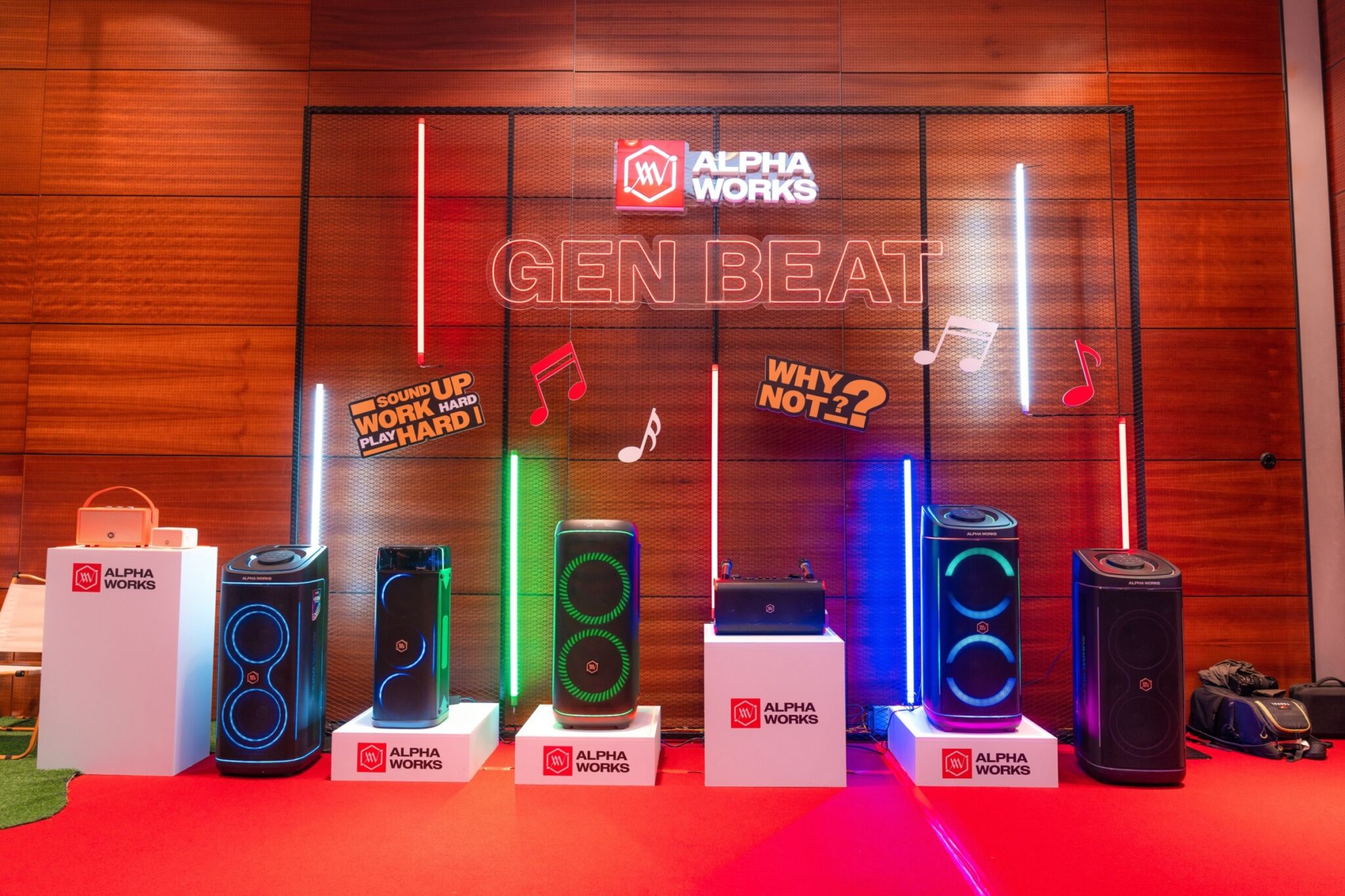 Phúc Giang PGI trình làng không gian trải nghiệm ICONIC SOUND cùng loạt sản phẩm mới cuối năm Phúc Giang PGI trình làng không gian trải nghiệm ICONIC SOUND cùng loạt sản phẩm mới cuối năm