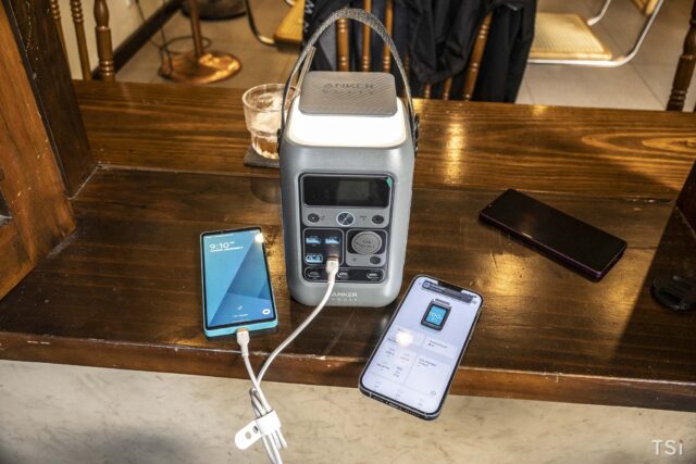 Anker Solix C300 DC: Trạm sạc cho hầu hết nhu cầu cá nhân