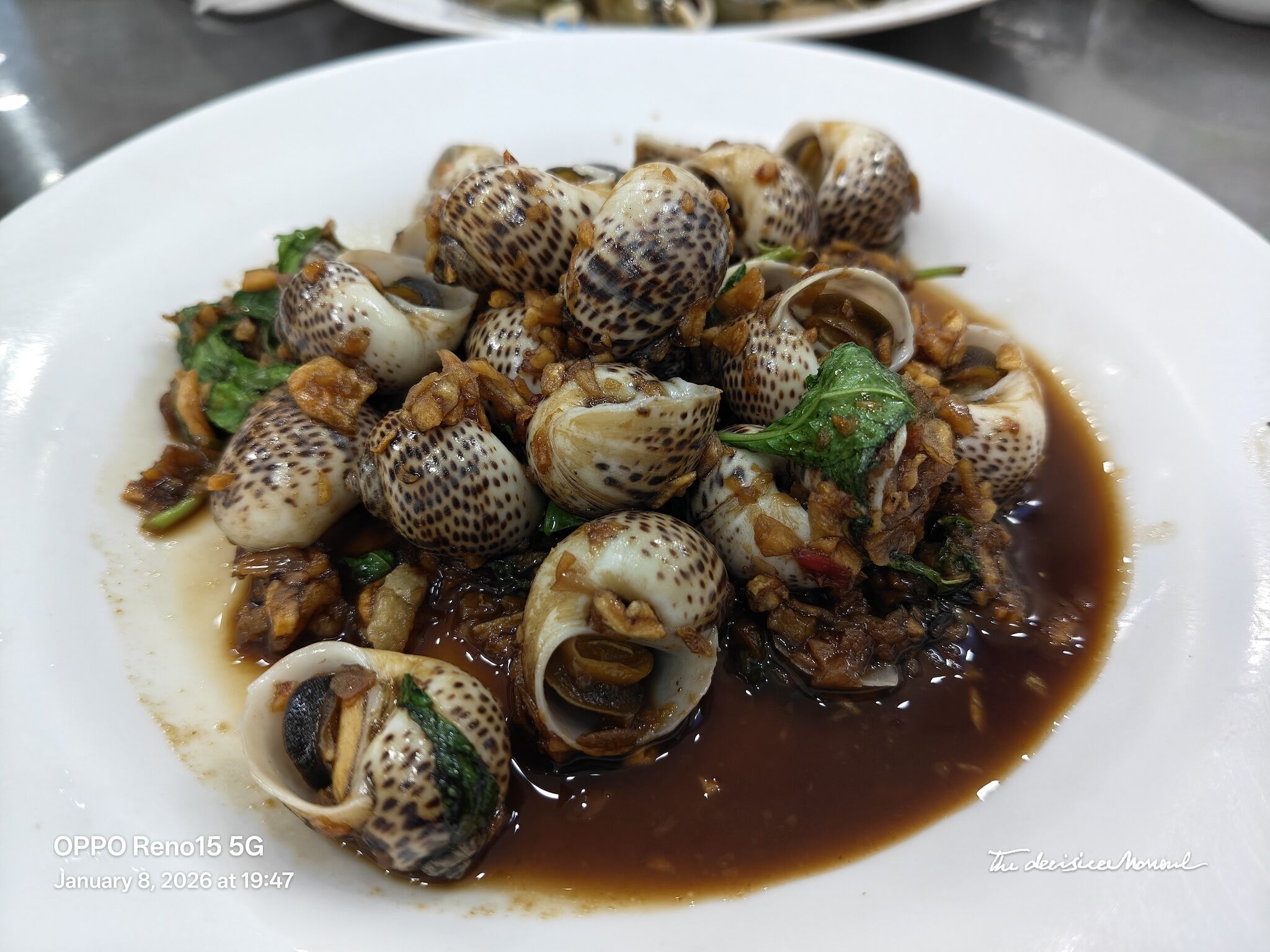 OPPO Reno15 5G: Camera chụp đẹp, AI đa năng, pin tốt OPPO Reno15 5G: Camera chụp đẹp, AI đa năng, pin tốt