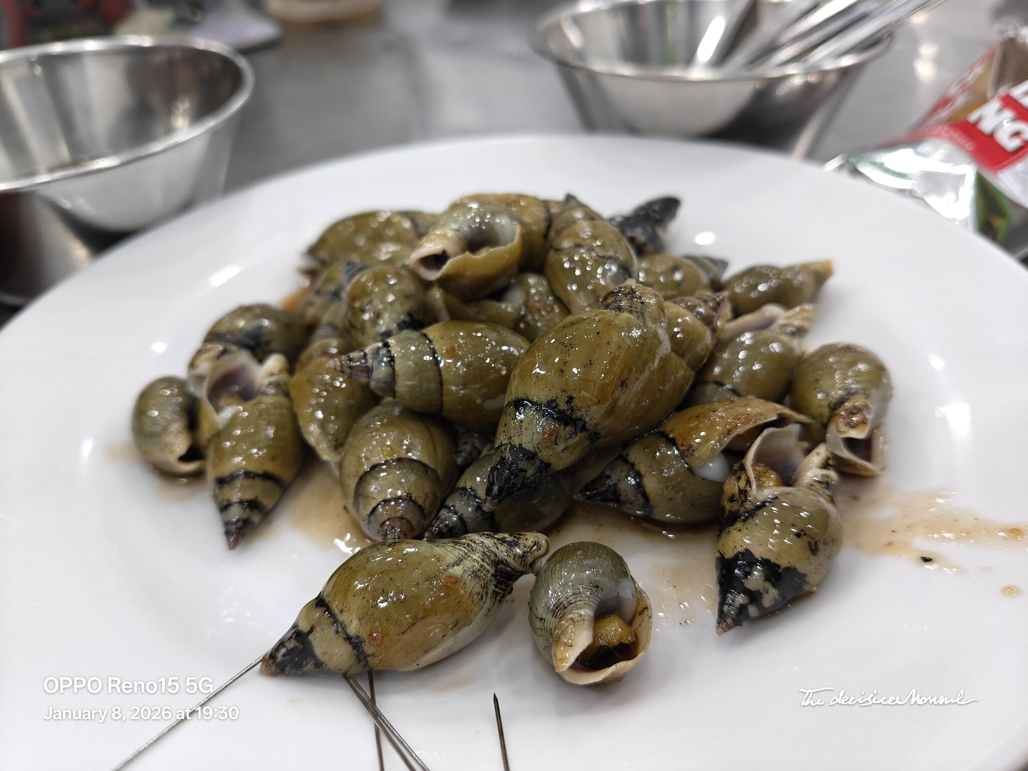 OPPO Reno15 5G: Camera chụp đẹp, AI đa năng, pin tốt OPPO Reno15 5G: Camera chụp đẹp, AI đa năng, pin tốt