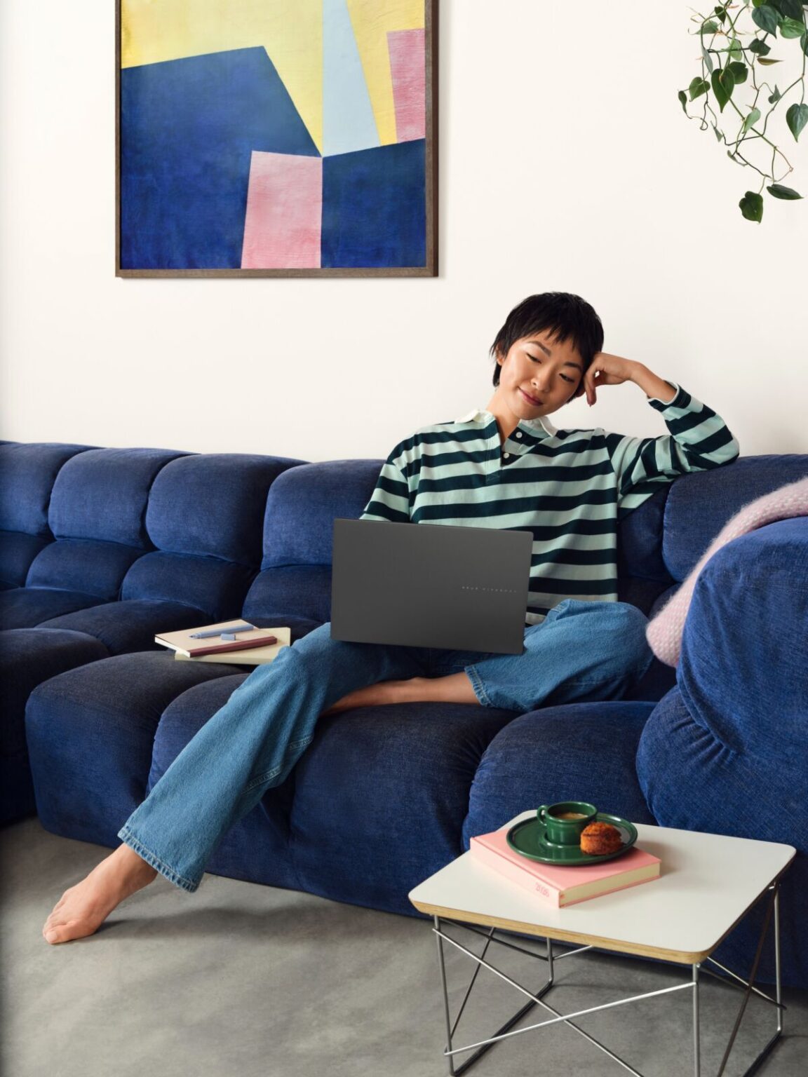 ASUS giới thiệu dải laptop trang bị chip Ryzen AI 400 Series đầu tiên tại Việt Nam: Vivobook S14/S16 và Zenbook 14 ASUS giới thiệu dải laptop trang bị chip Ryzen AI 400 Series đầu tiên tại Việt Nam: Vivobook S14/S16 và Zenbook 14