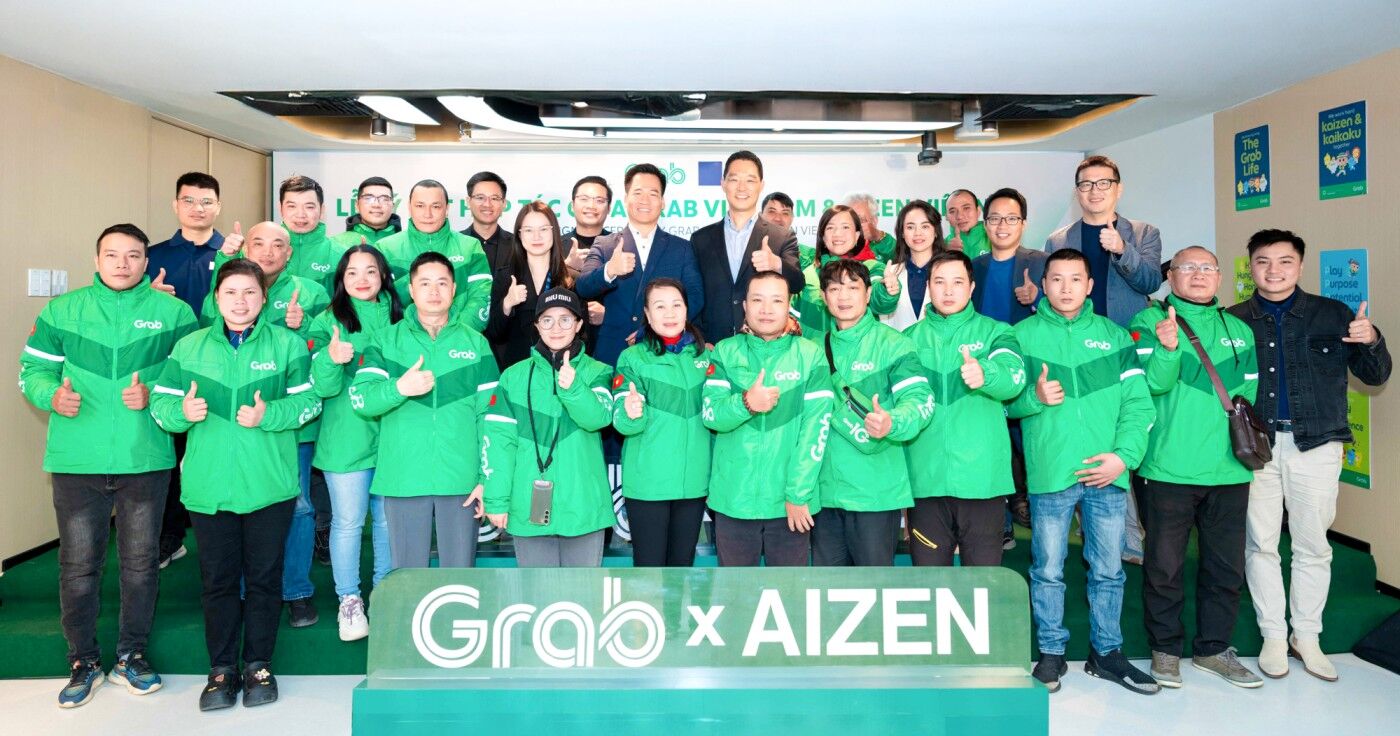 Grab Việt Nam hợp tác với AIZEN Việt Nam mang đến giải pháp thuê xe máy điện cho đối tác tài xế Grab