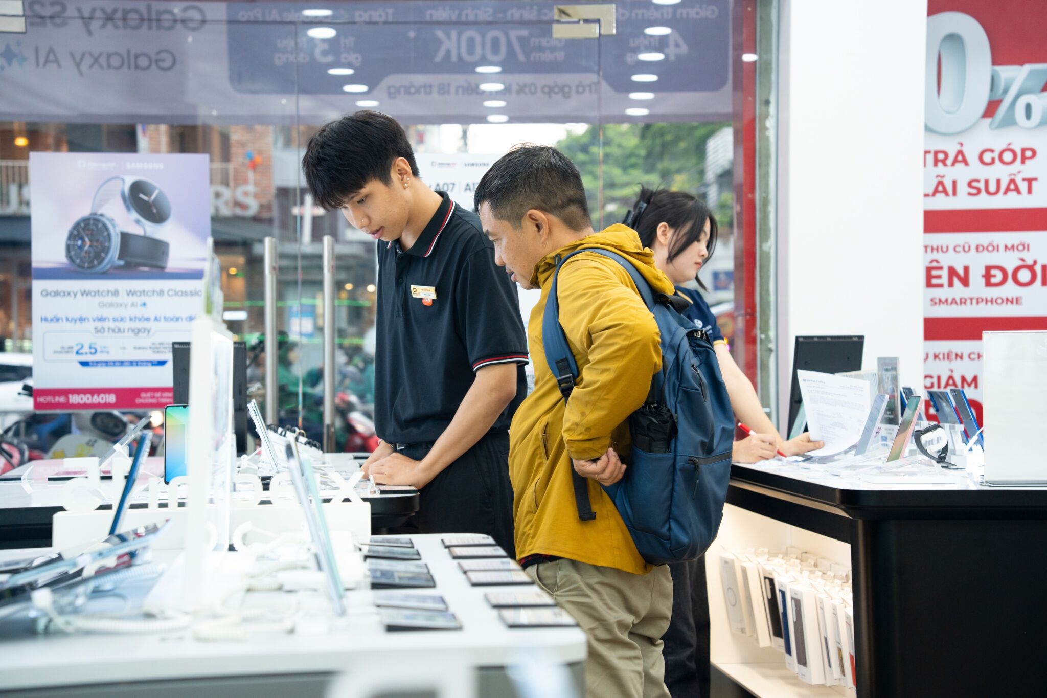 Sở hữu Redmi Note 15 series tại Di Động Việt với loạt ưu đãi, thu cũ - đổi mới trợ giá đến 4 triệu đồng Sở hữu Redmi Note 15 series tại Di Động Việt với loạt ưu đãi, thu cũ - đổi mới trợ giá đến 4 triệu đồng