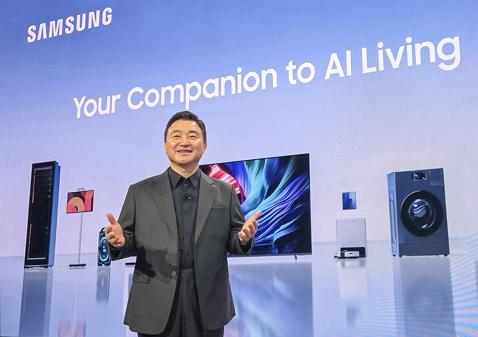 Samsung công bố tầm nhìn “Your Companion to AI Living” trong khuôn khổ CES 2026 Samsung công bố tầm nhìn “Your Companion to AI Living” trong khuôn khổ CES 2026