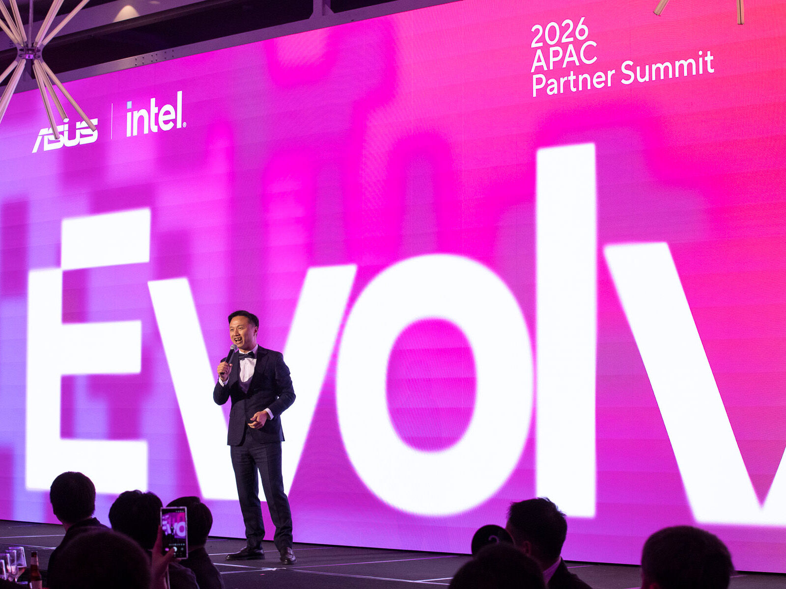 ASUS thúc đẩy hợp tác chiến lược tại Hội nghị Đối tác ASUS APAC 2026 ASUS thúc đẩy hợp tác chiến lược tại Hội nghị Đối tác ASUS APAC 2026