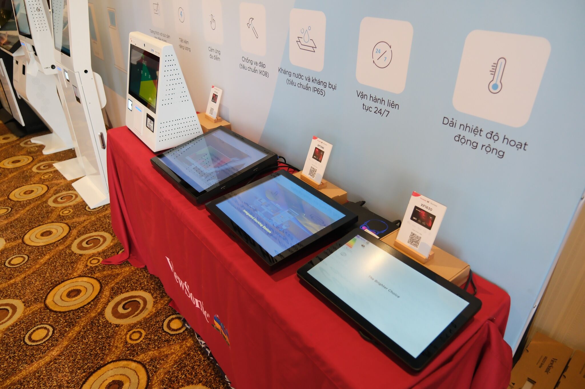 ComQ phân phối màn hình công nghiệp ViewSonic Open Frame ComQ phân phối màn hình công nghiệp ViewSonic Open Frame