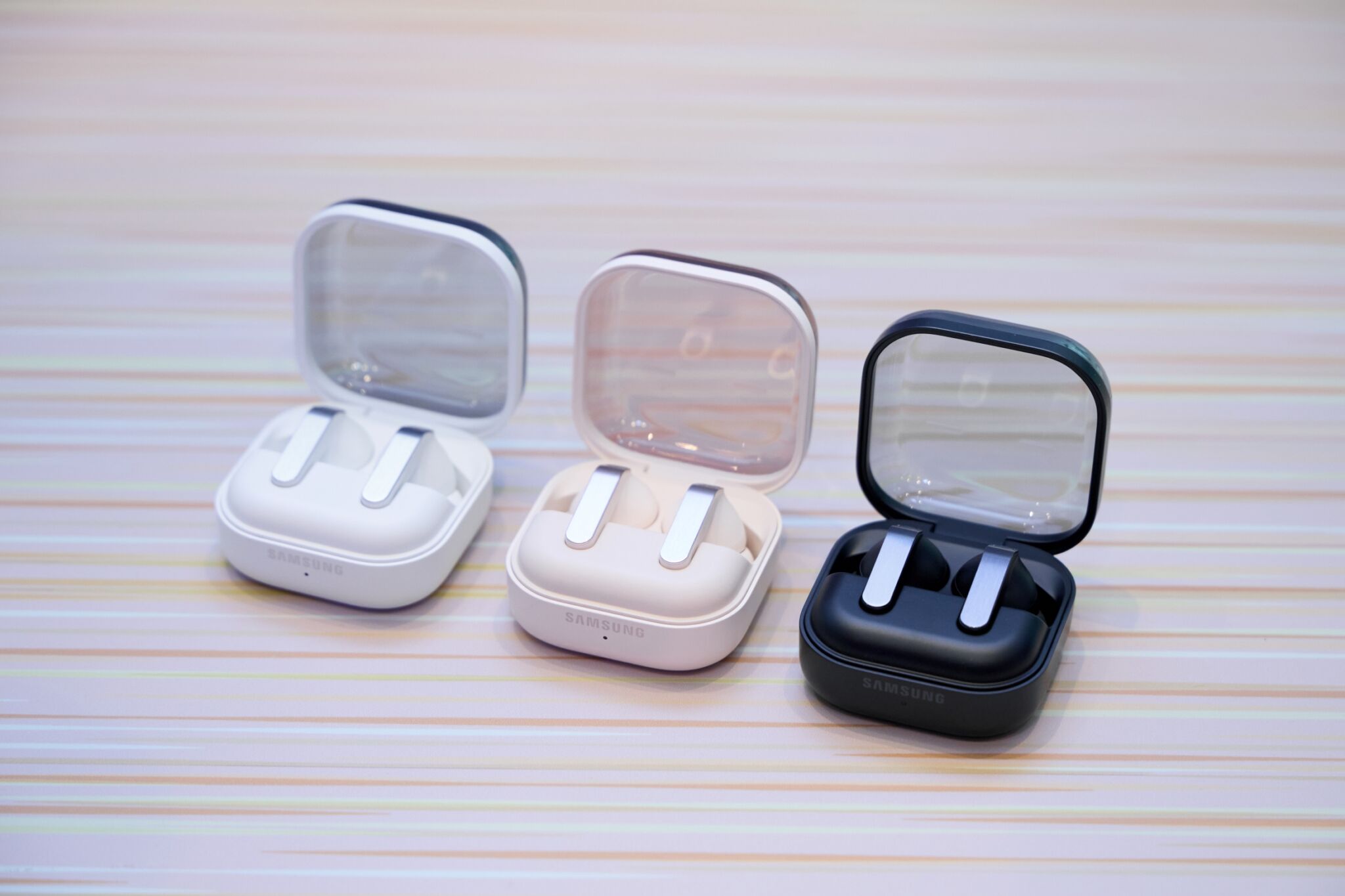 Samsung trình làng Galaxy Buds4 Series, giá từ 5 triệu đồng Samsung trình làng Galaxy Buds4 Series mới, định chuẩn trải nghiệm với chất âm Hi-Fi đa tầng sống động