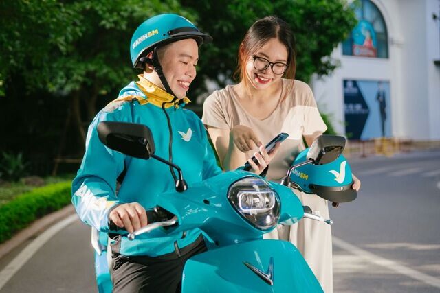 GSM miễn phí thuê, đổi pin 3 năm cho tài xế Xanh SM Bike