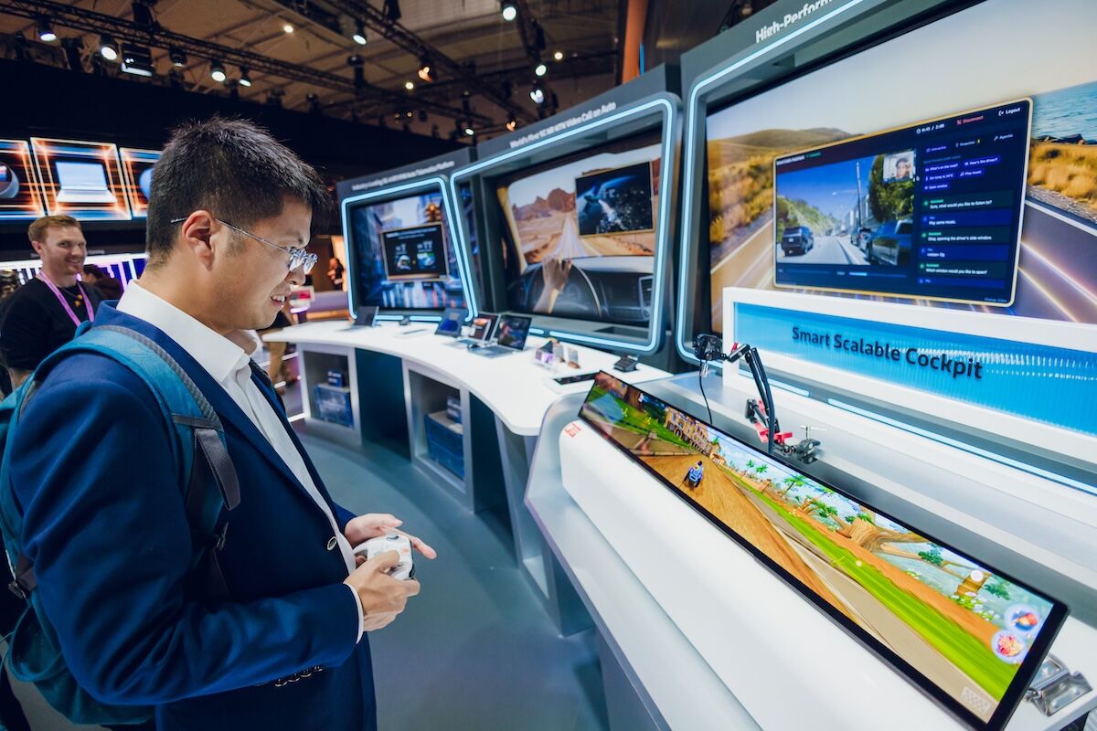 MediaTek khẳng định vị thế dẫn đầu về AI và kết nối tại triển lãm MWC 2026