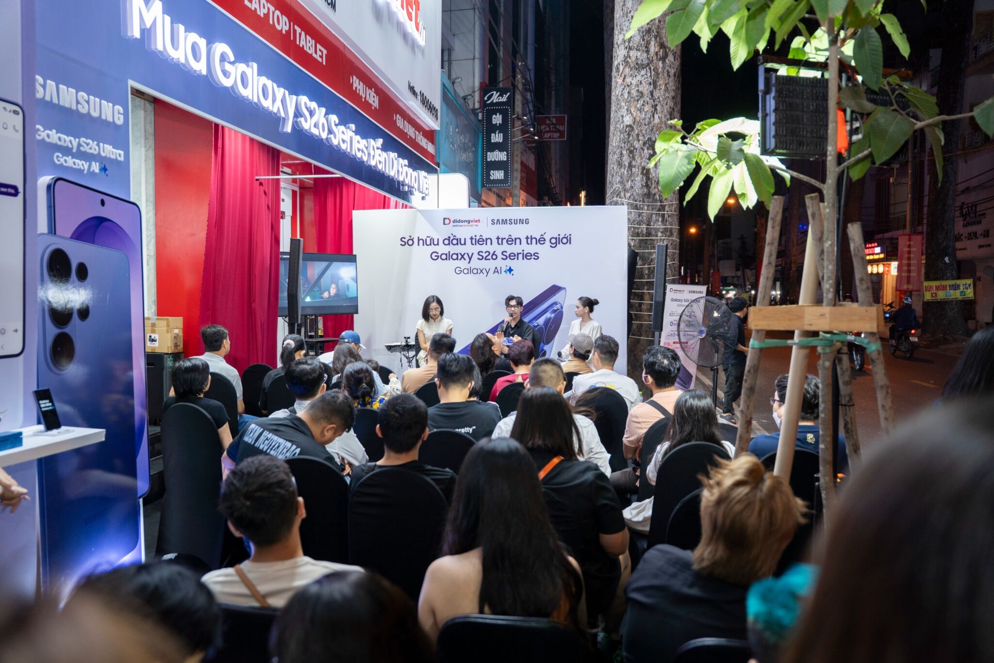 Trả hàng và mở bán sớm Galaxy S26 series tại Di Động Việt