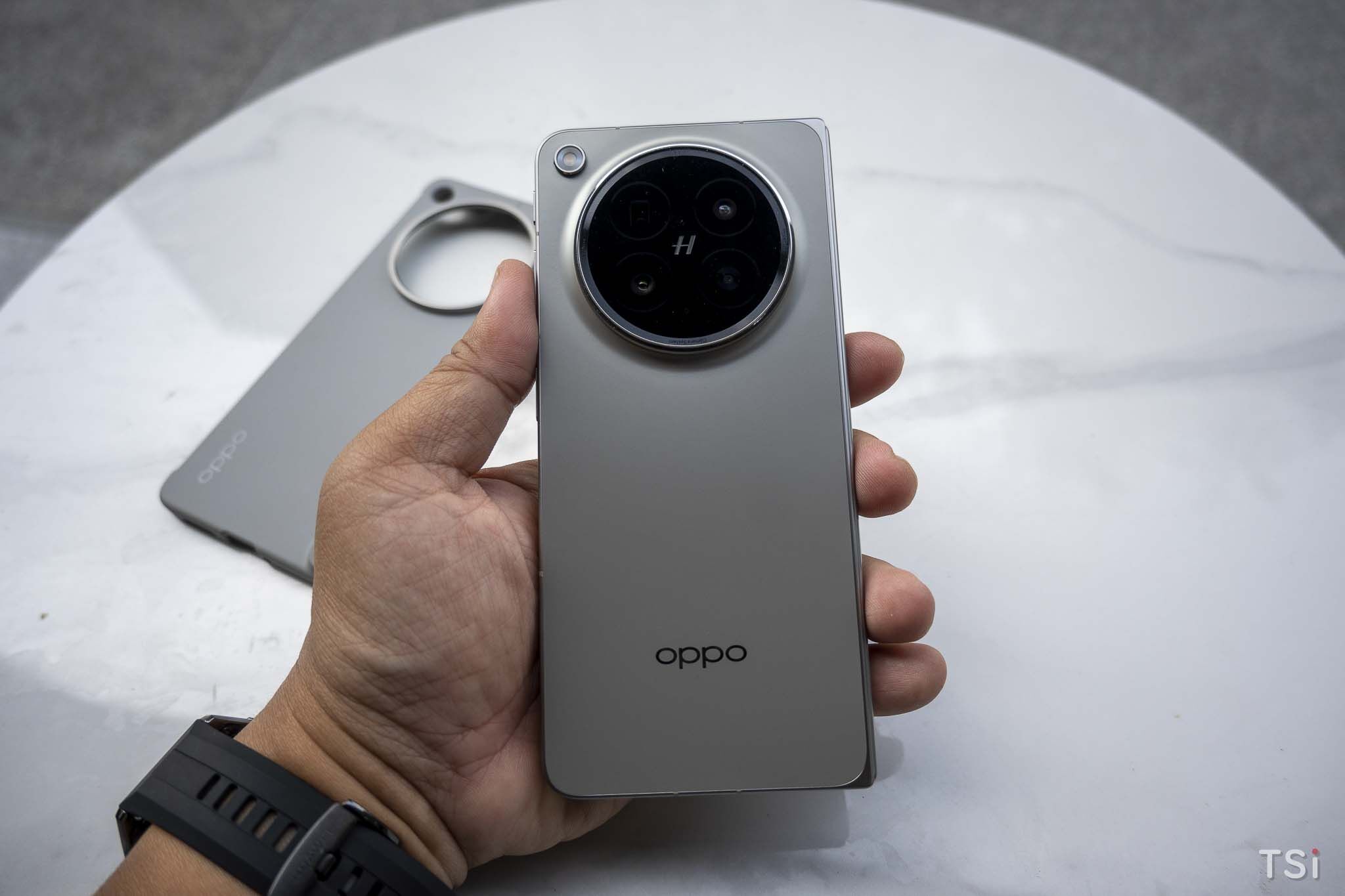 OPPO Find N6: bản nâng cấp lớn về thiết kế và trải nghiệm AI