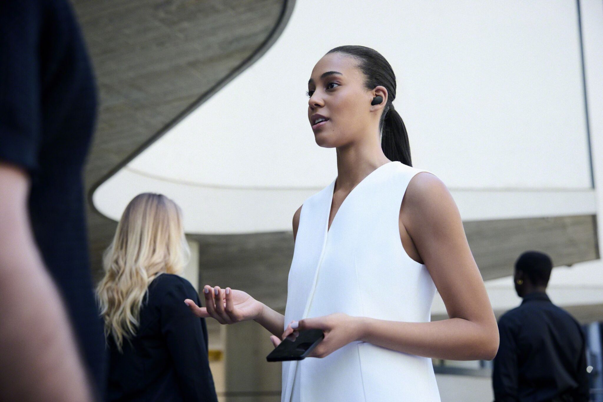 Sony trình làng tai nghe true wireless chống ồn tốt nhất WF-1000XM6