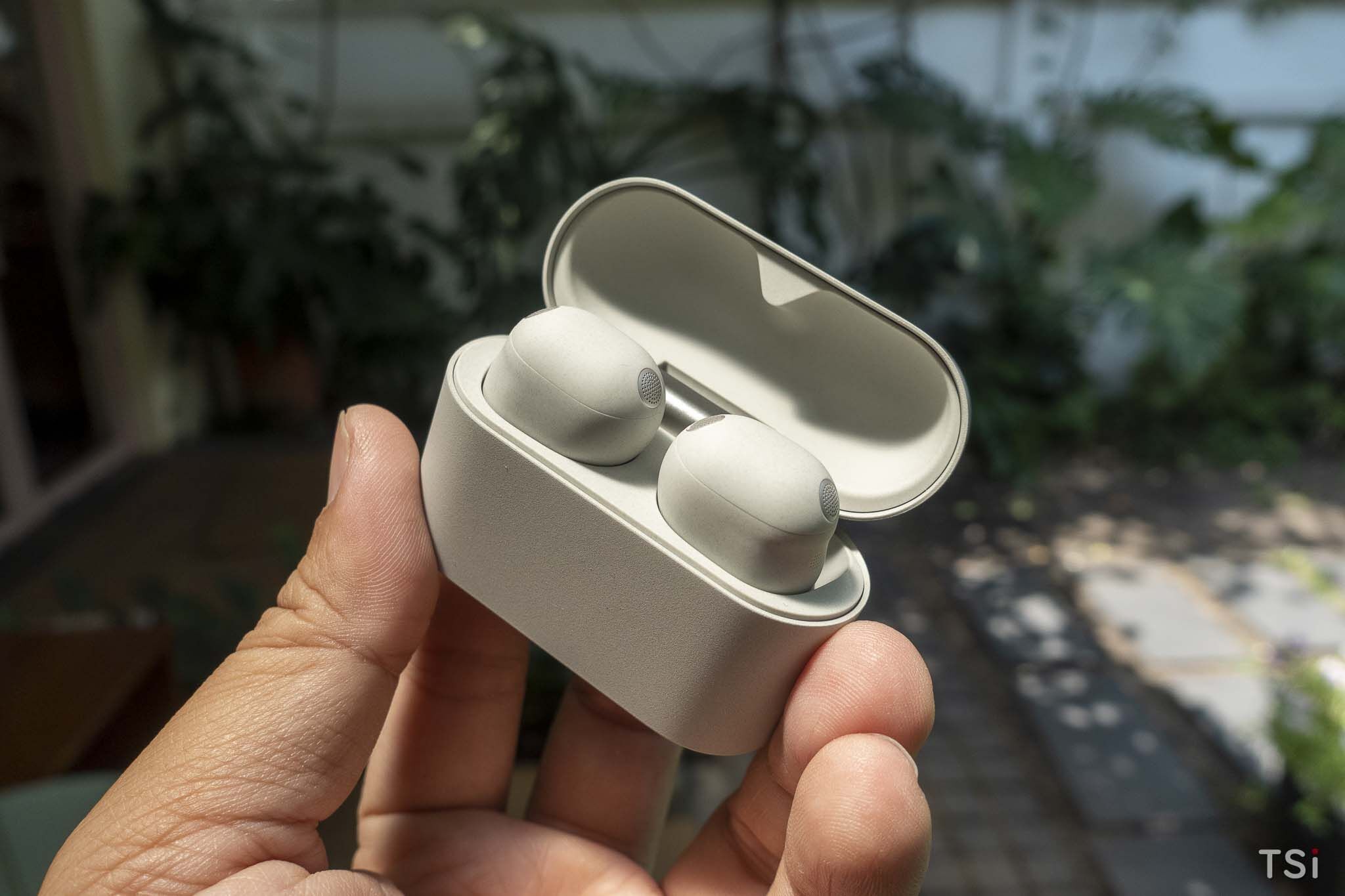 Sony WF-1000XM6: chống ồn mạnh, chất âm tốt