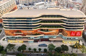 UNIQLO khai trương cửa hàng thứ 31 tại Hanoi Centre vào ngày 27 tháng 03