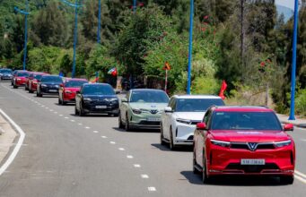 Vingroup gia hạn chương trình hỗ trợ khẩn cấp khách hàng chuyển đổi xe xăng sang xe điện tới 30.04.2026