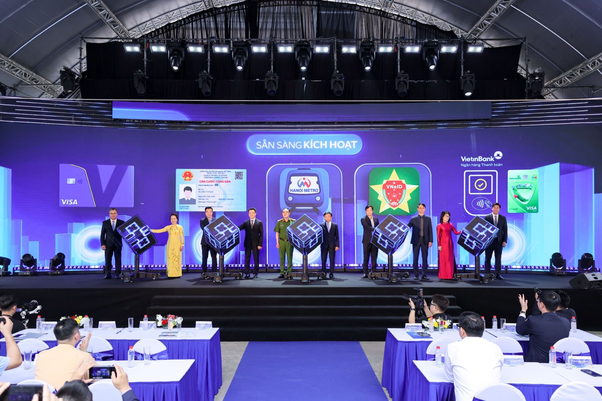 Visa và Hanoi Metro đánh dấu cột mốc mới trong Giao thông Đô thị với Thanh toán mở (open-loop) trên toàn mạng lưới metro Thủ đô