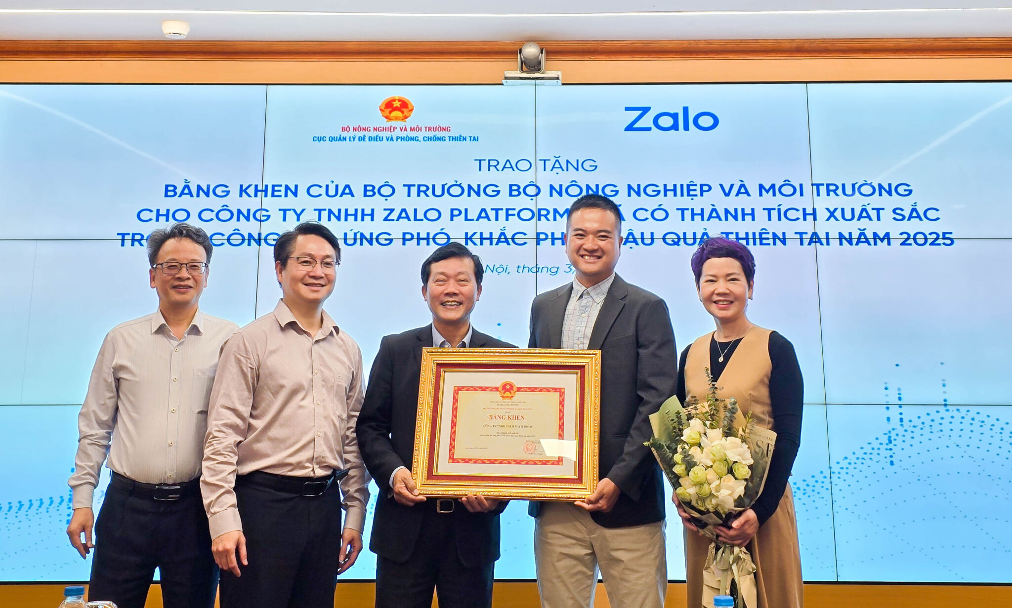 Zalo nhận bằng khen từ Bộ Nông nghiệp và Môi trường vì những đóng góp cho công tác phòng chống thiên tai tại Việt Nam