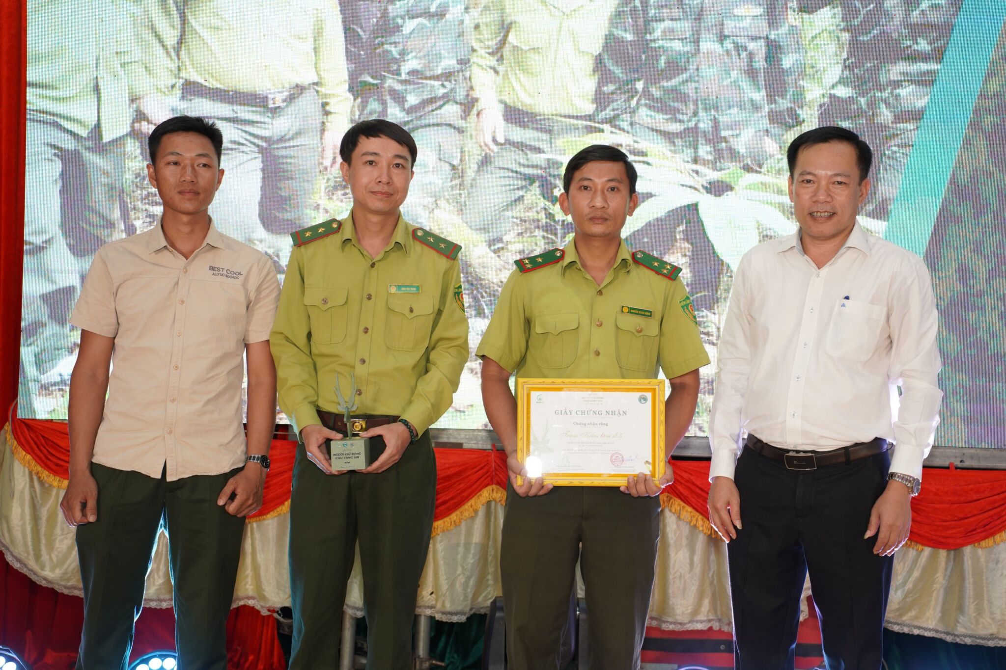 Giải thưởng Người Giữ Rừng Chư Yang Sin 2026 tôn vinh 12 cá nhân, tập thể xuất sắc bảo vệ đại ngàn Tây Nguyên