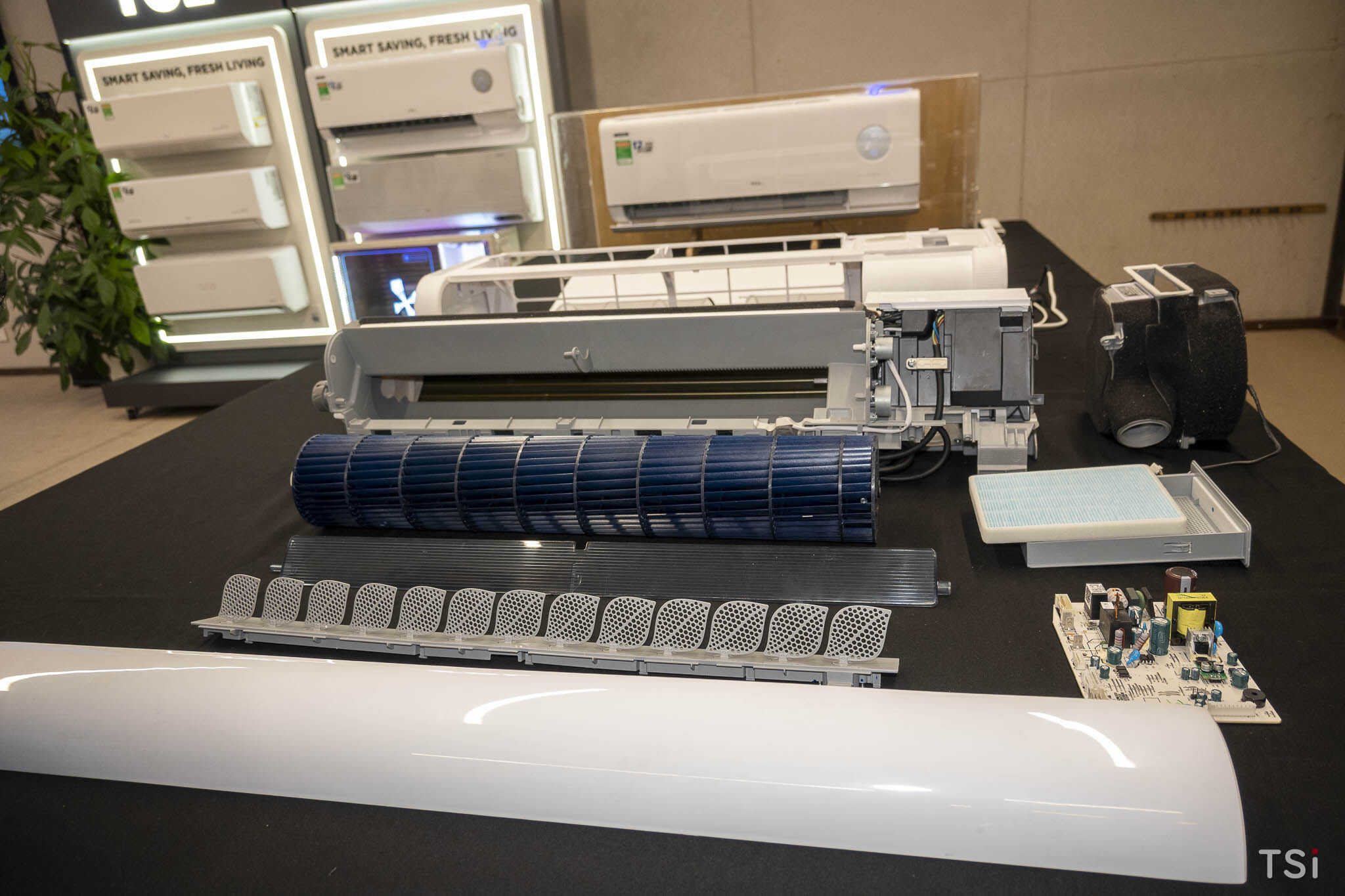 TCL giới thiệu hệ giải pháp làm mát thông minh 2026, nổi bật với dòng máy lạnh khí tươi FreshIN 3.0 TCL giới thiệu hệ giải pháp làm mát thông minh 2026, nổi bật với dòng máy lạnh khí tươi FreshIN 3.0