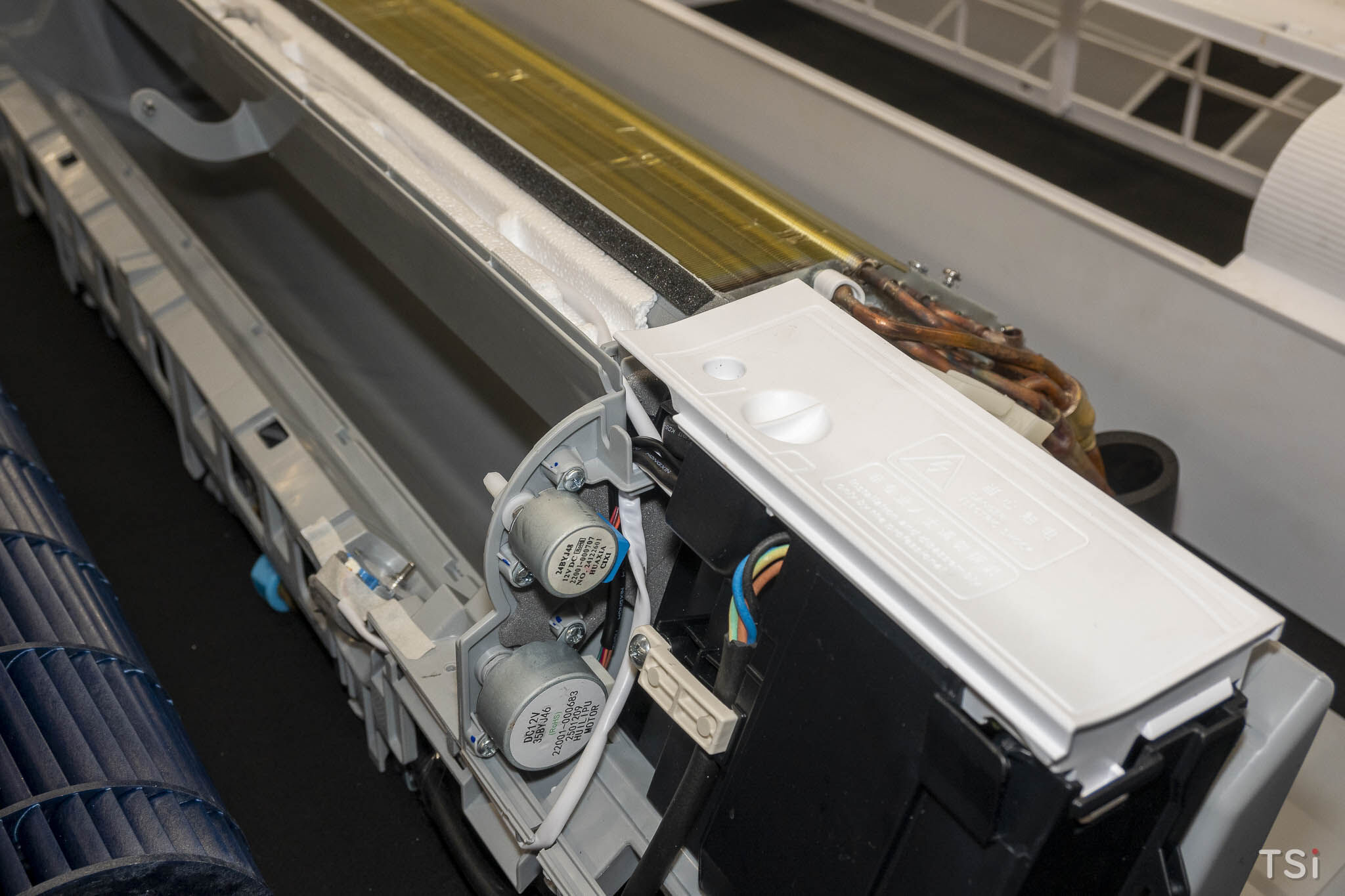 TCL giới thiệu hệ giải pháp làm mát thông minh 2026, nổi bật với dòng máy lạnh khí tươi FreshIN 3.0 TCL giới thiệu hệ giải pháp làm mát thông minh 2026, nổi bật với dòng máy lạnh khí tươi FreshIN 3.0