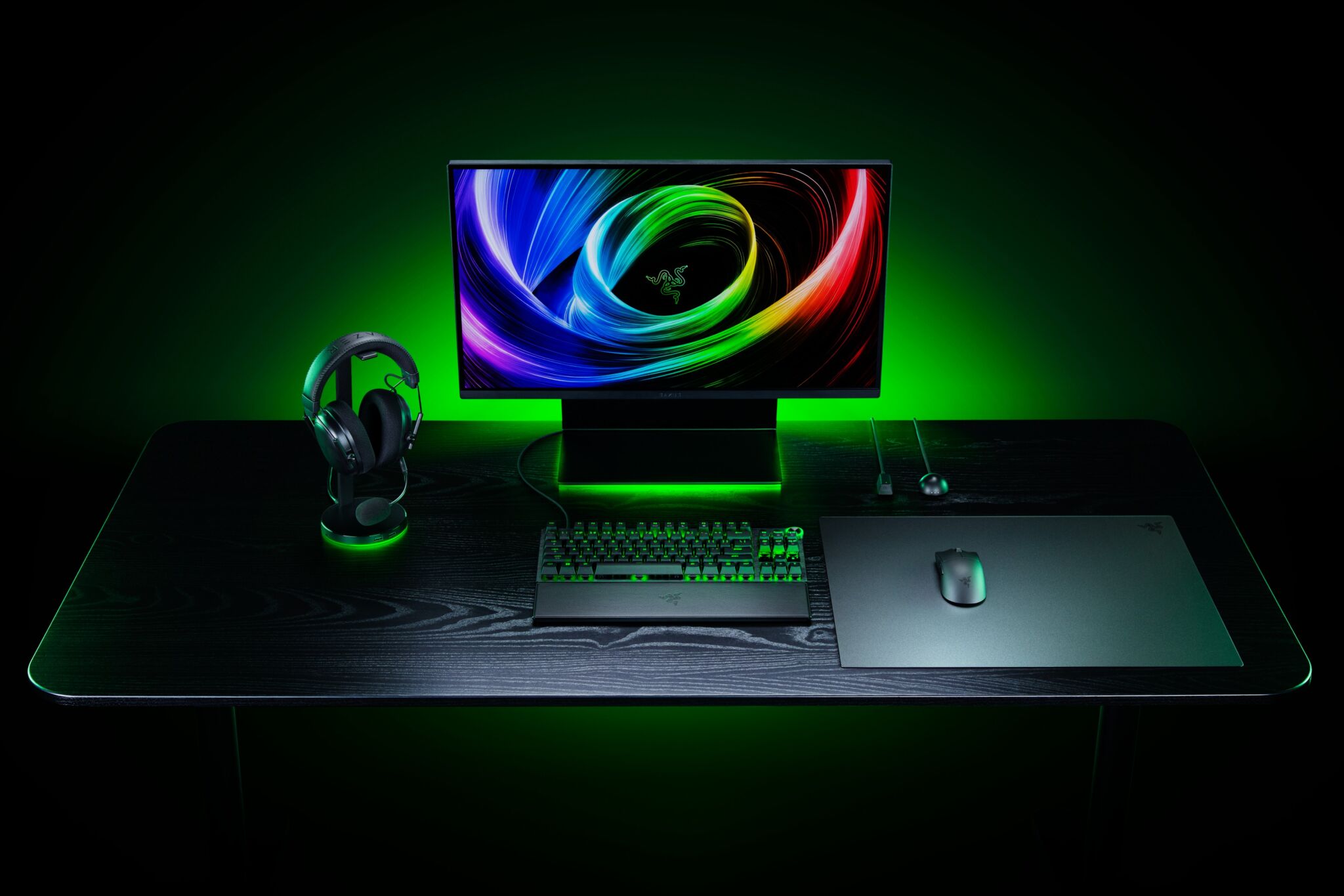 Razer Atlas Pro ra mắt: Lót chuột chơi game bằng kính mỏng nhất thế giới