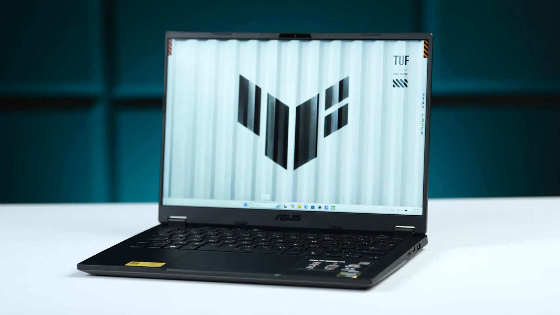 ROG Flow Z13-KJP và TUF Gaming A14 2026 trang bị AMD Ryzen AI Max+ chính thức ra mắt tại thị trường Việt Nam