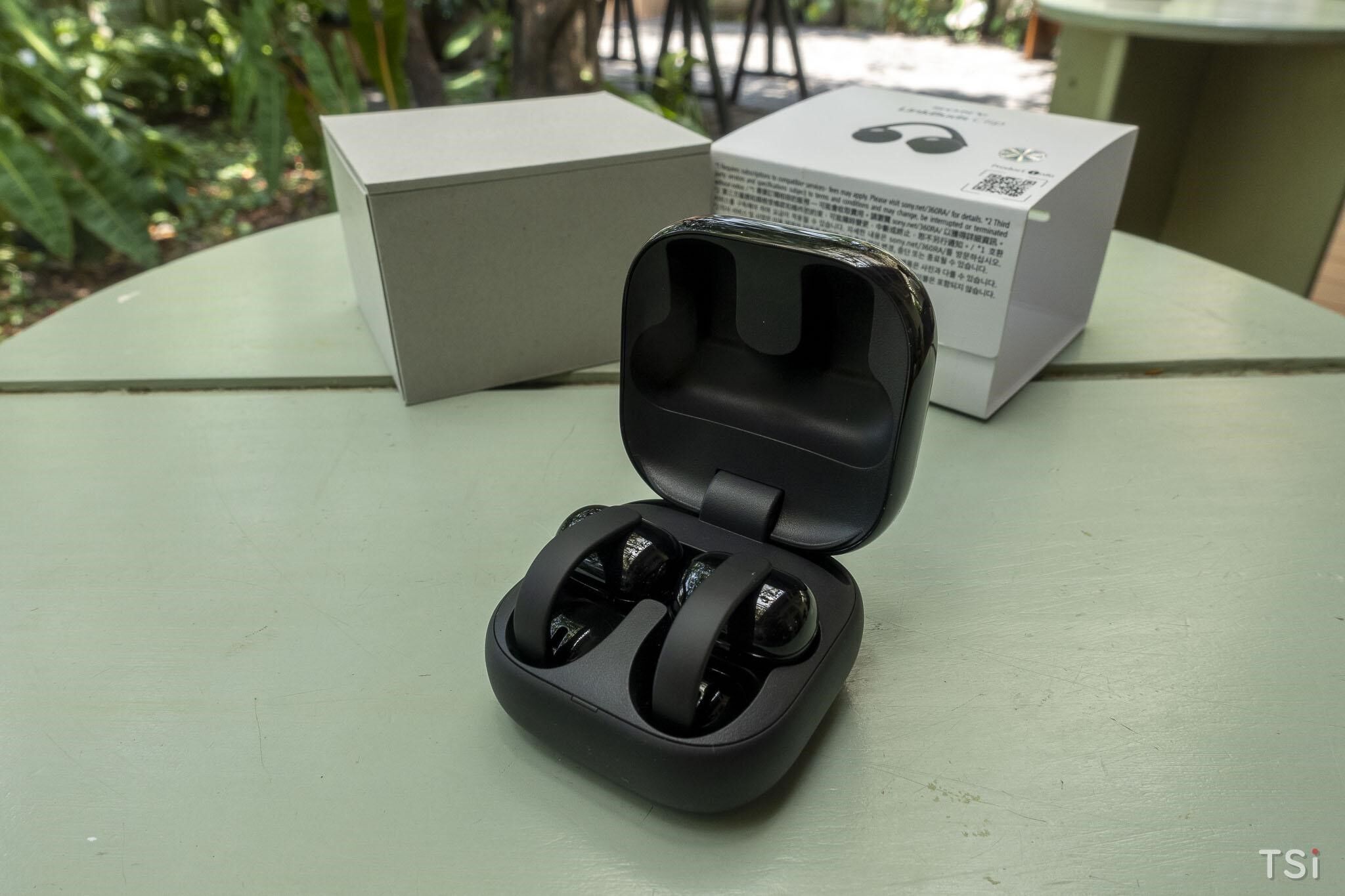 Sony Clip WF-LC900: Đa dụng để dùng cả ngày dài Sony Clip WF-LC900: Đa dụng để dùng cả ngày dài