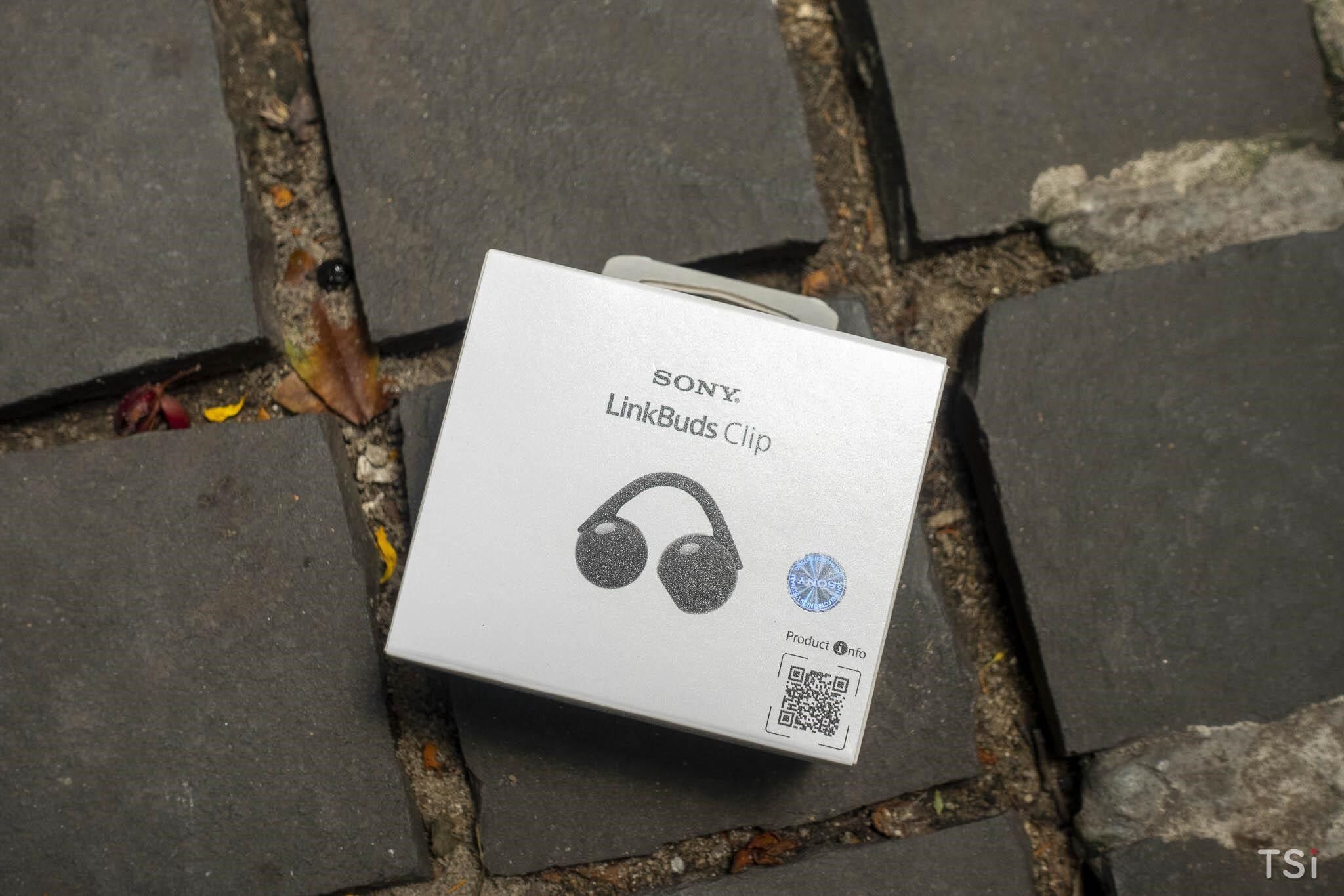 Sony Clip WF-LC900: Đa dụng để dùng cả ngày dài Sony Clip WF-LC900: Đa dụng để dùng cả ngày dài