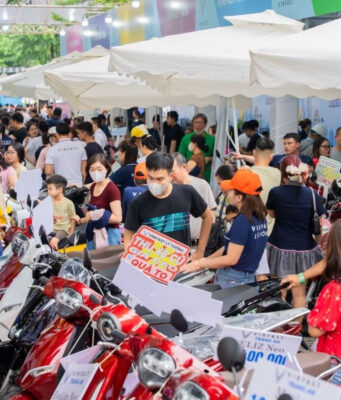 Xe máy điện VinFast lập kỷ lục doanh số chưa từng có