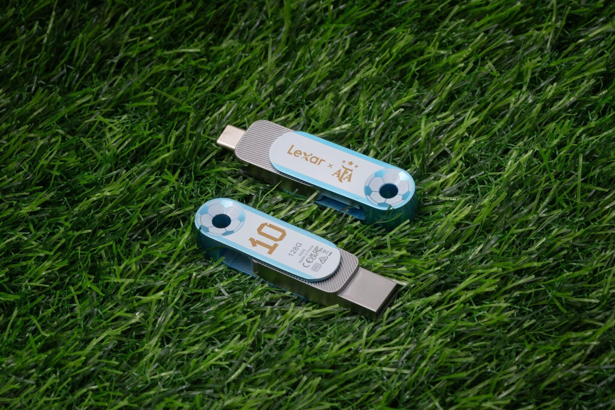 Lexar ra mắt bộ sưu tập thiết bị lưu trữ phiên bản đặc biệt AFA "Elite Legends Series" Lexar ra mắt bộ sưu tập thiết bị lưu trữ phiên bản đặc biệt AFA "Elite Legends Series"