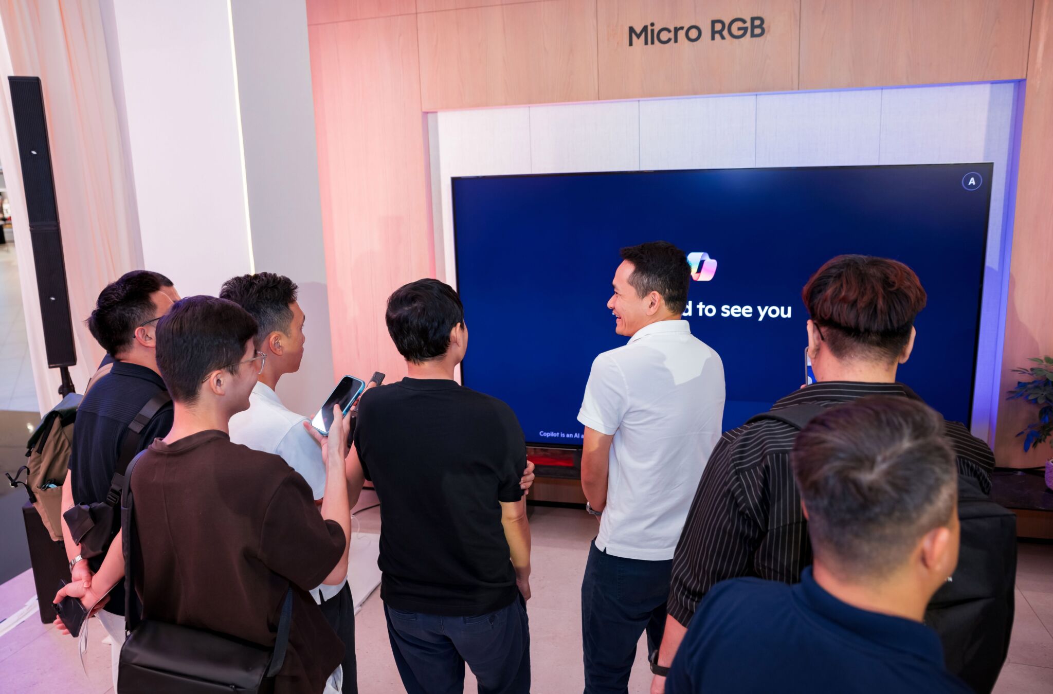 Samsung Vision AI 2026 mở ra tương lai mới của trải nghiệm giải trí, cá nhân hóa và kết nối thông minh hơn Samsung Vision AI 2026 mở ra tương lai mới của trải nghiệm giải trí, cá nhân hóa và kết nối thông minh hơn