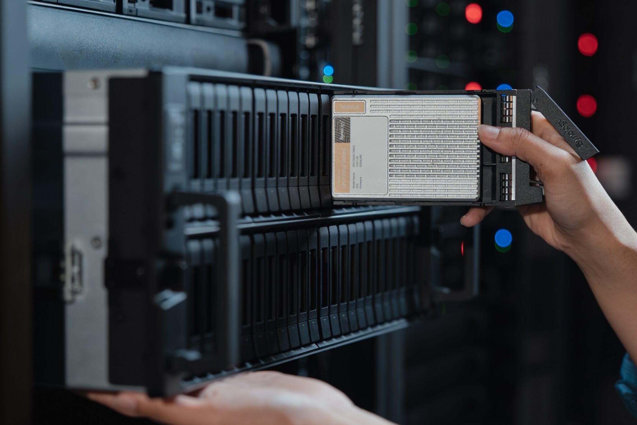 Synology giới thiệu sản phẩm PAS7700, hệ thống lưu trữ tối ưu cho môi trường vận hành dữ liệu cường độ cao