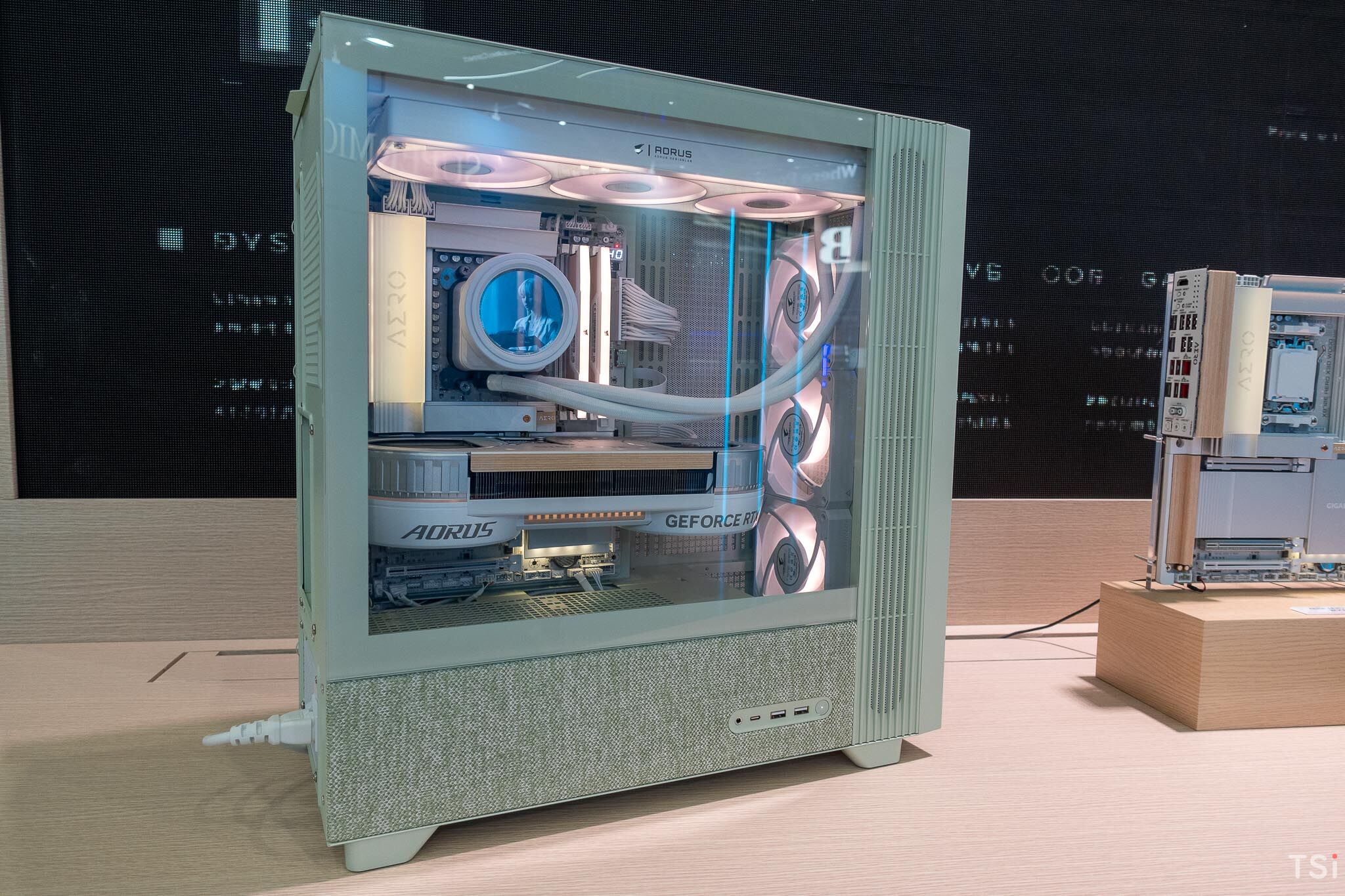 [Computex 2026] - GIGABYTE tổ chức sự kiện 'Enter Infinity'