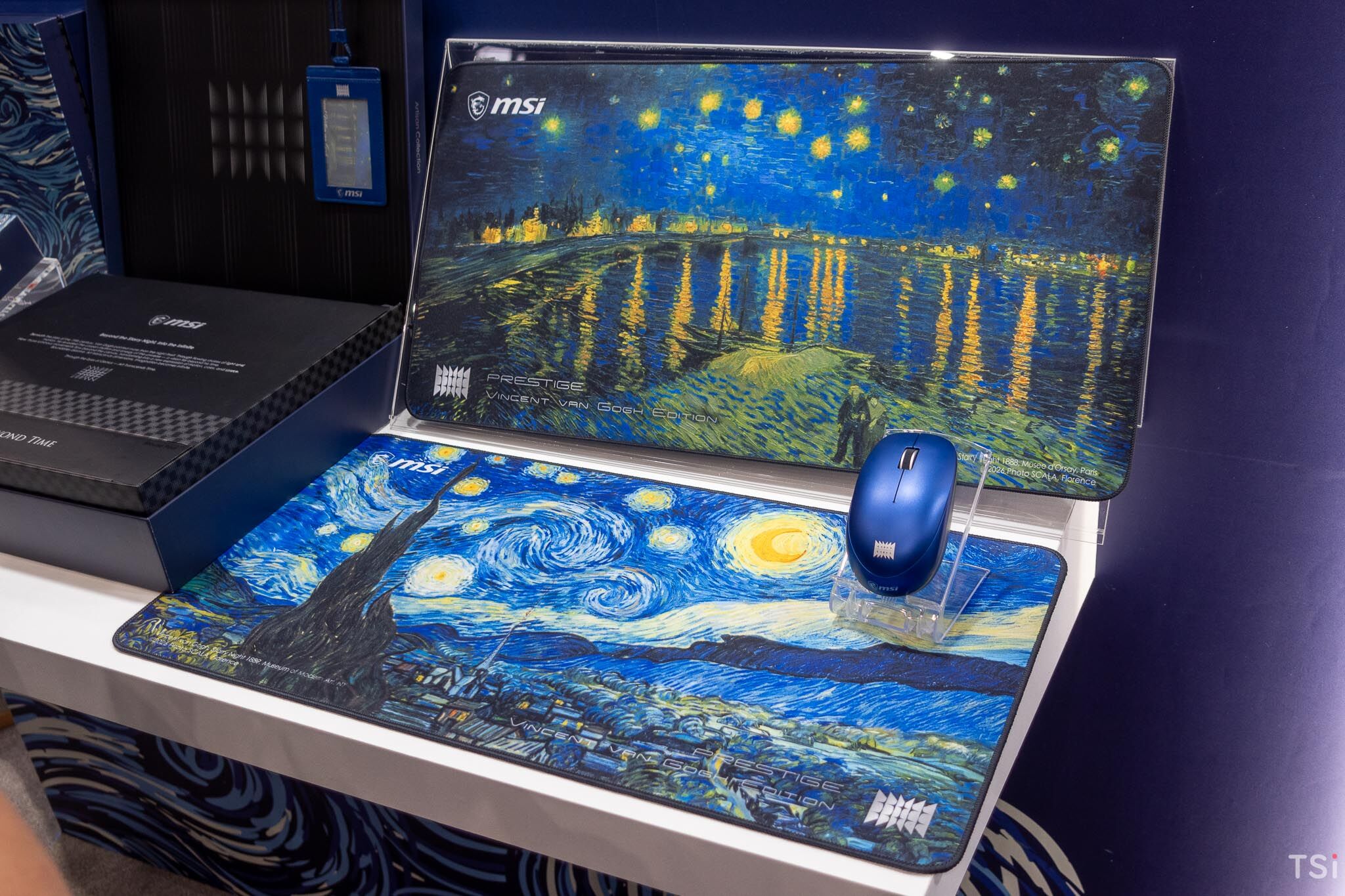 MSI Prestige 14 Flip AI+ Vincent van Gogh Edition