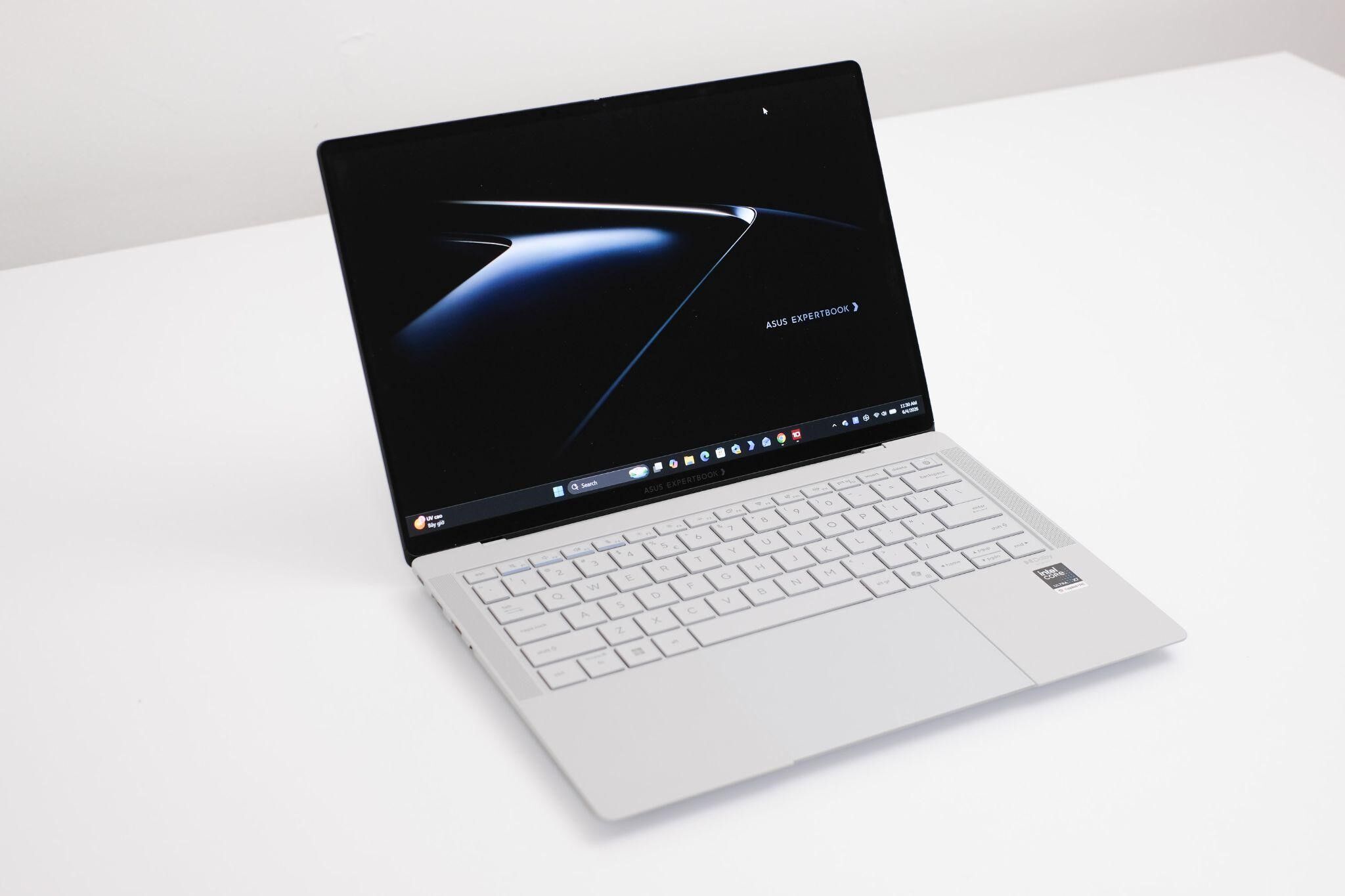 Đánh giá ASUS ExpertBook Ultra: Với mức giá 100 triệu - có định nghĩa lại laptop doanh nghiệp cao cấp?