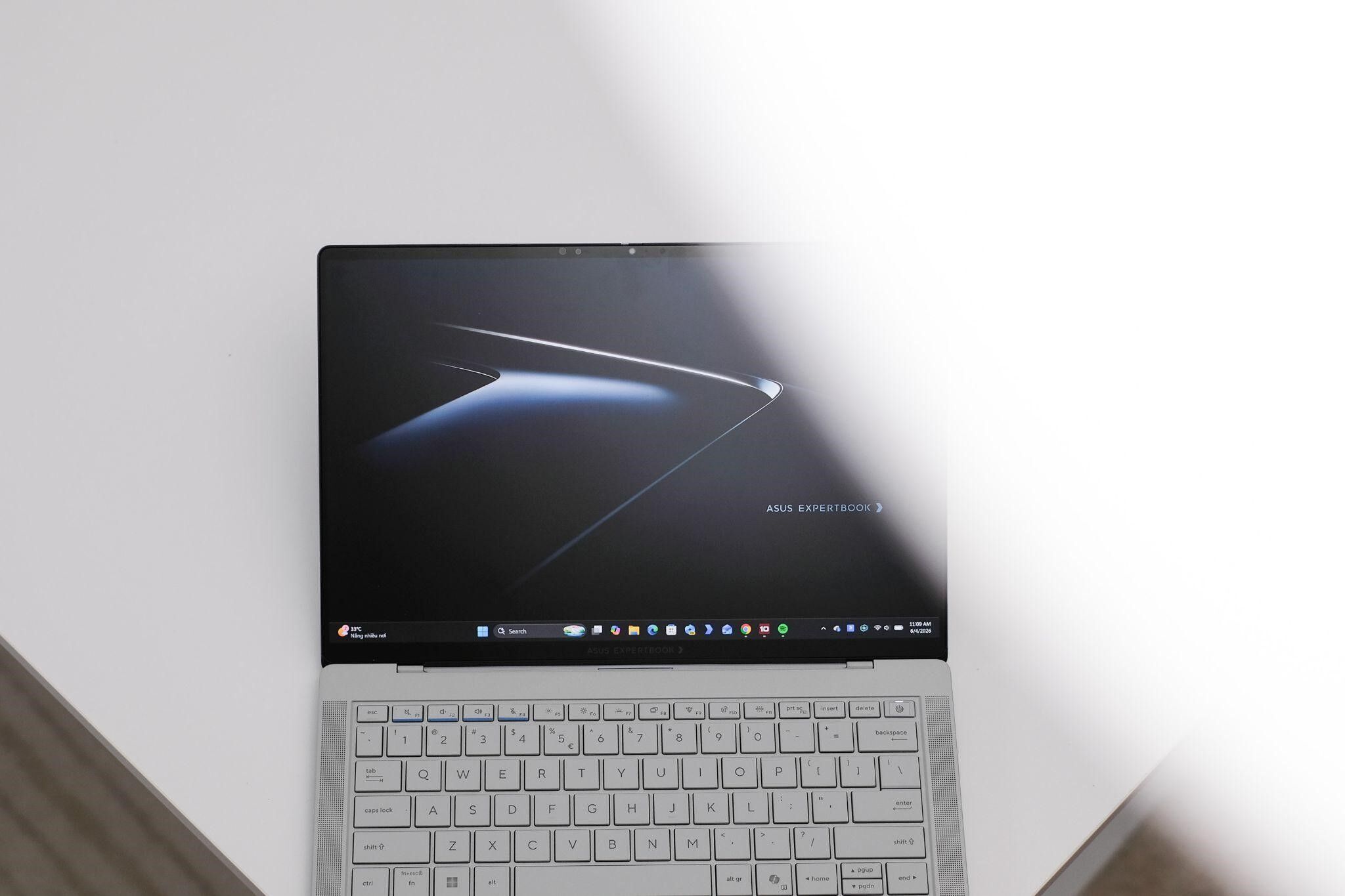 Đánh giá ASUS ExpertBook Ultra: Với mức giá 100 triệu - có định nghĩa lại laptop doanh nghiệp cao cấp?
