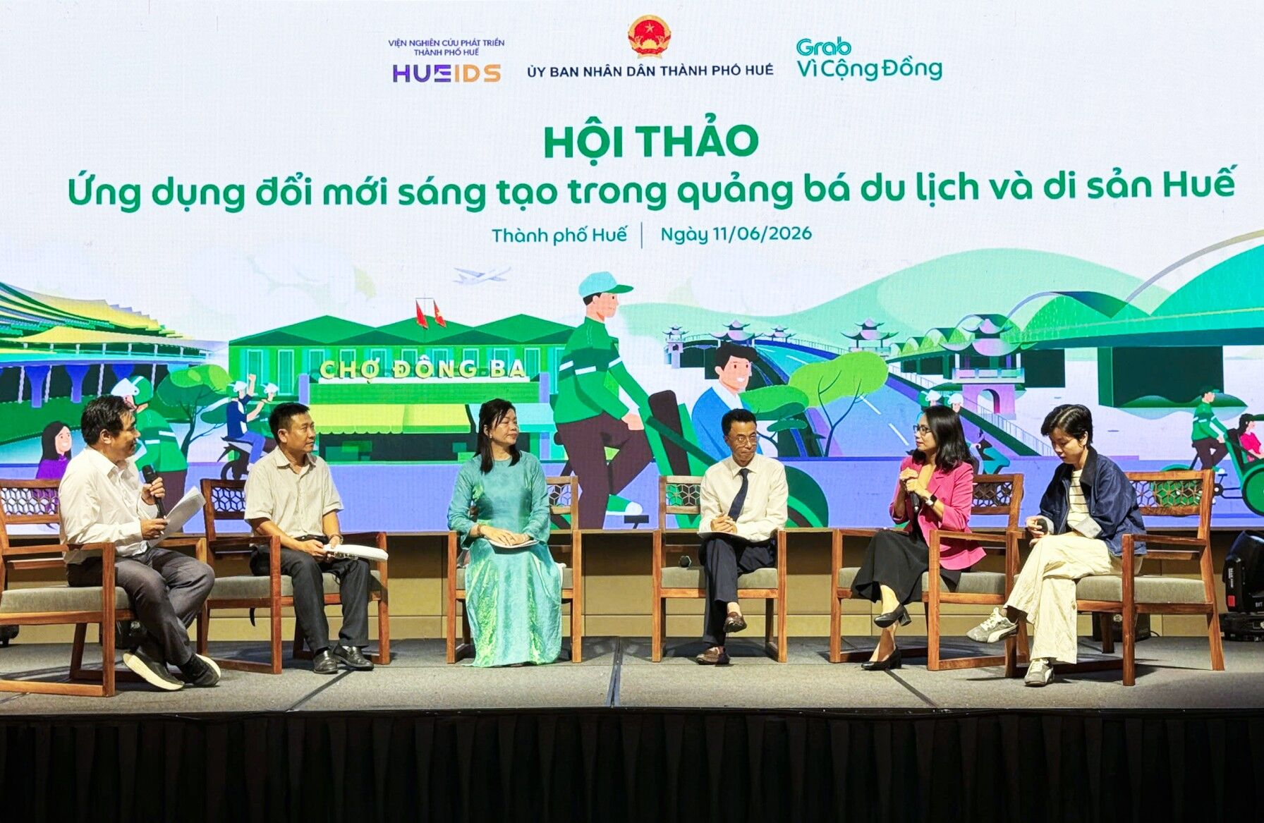 Grab Việt Nam sơ kết một năm hợp tác với Thành phố Huế Grab Việt Nam sơ kết một năm hợp tác với Thành phố Huế, kỳ vọng nhân rộng mô hình hợp tác để thúc đẩy tăng trưởng kinh tế - xã hội
