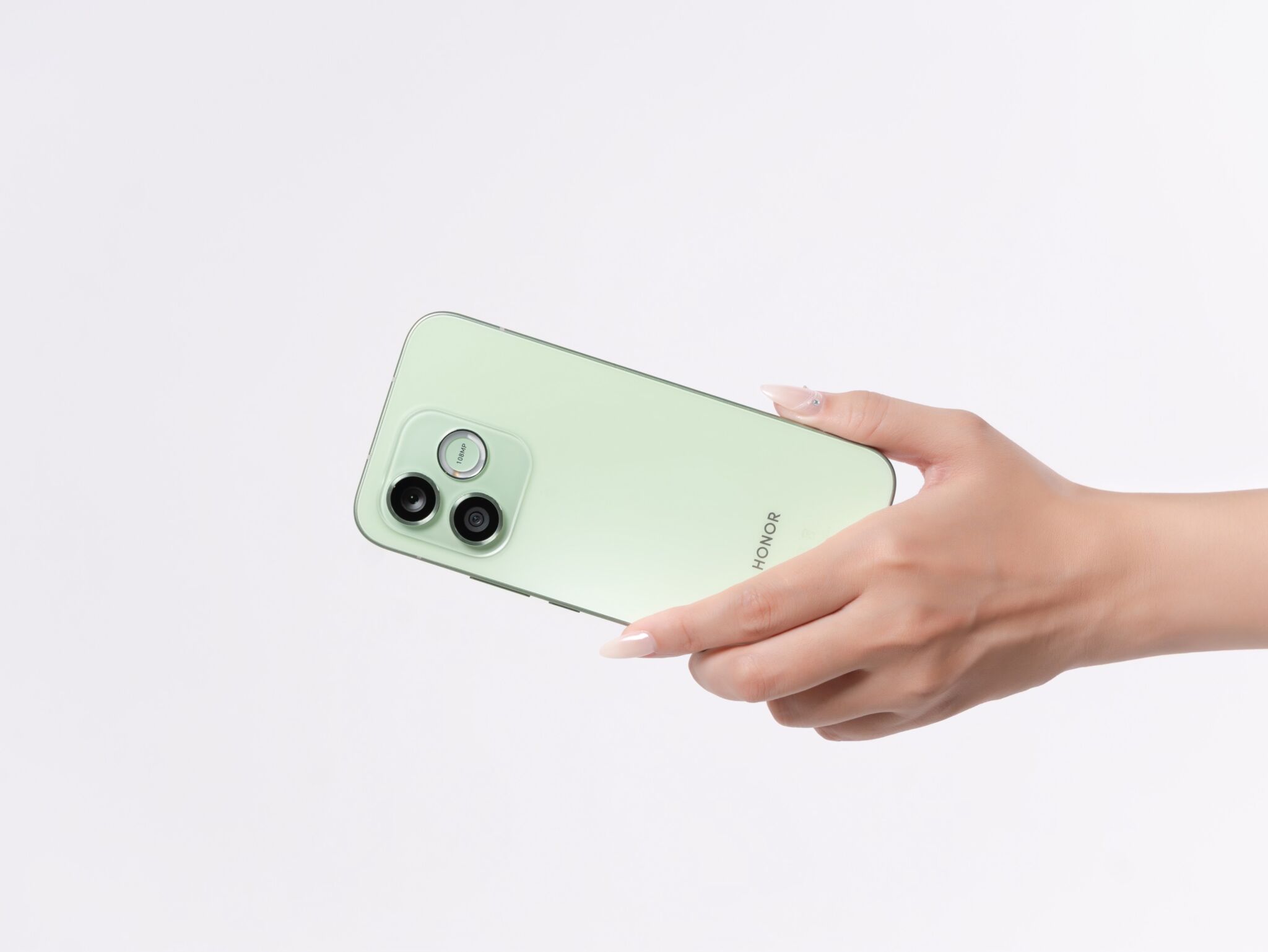 HONOR 600 Series tăng trưởng 145% doanh thu sau 1 tuần mở bán HONOR 600 Series tăng trưởng 145% doanh thu sau 1 tuần mở bán so với thế hệ tiền nhiệm.