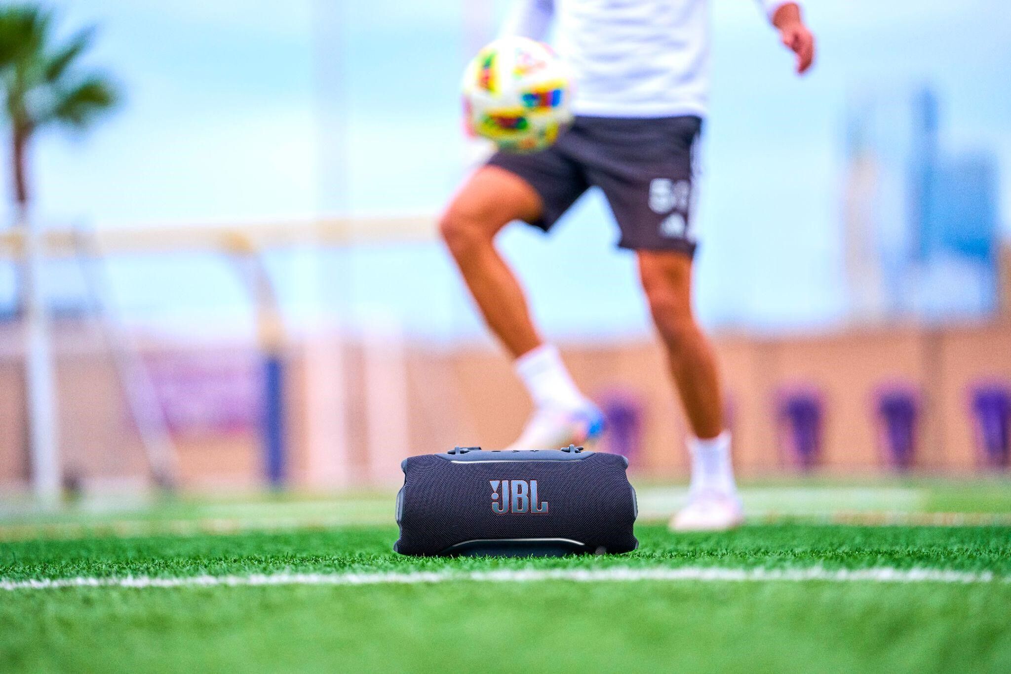 JBL Xtreme 5 và JBL Go 5 chính thức ra mắt tại Việt Nam với những nâng cấp toàn diện về âm thanh, thiết kế và trải nghiệm công nghệ JBL Xtreme 5 và JBL Go 5 chính thức ra mắt tại Việt Nam với những nâng cấp toàn diện về âm thanh, thiết kế và trải nghiệm công nghệ